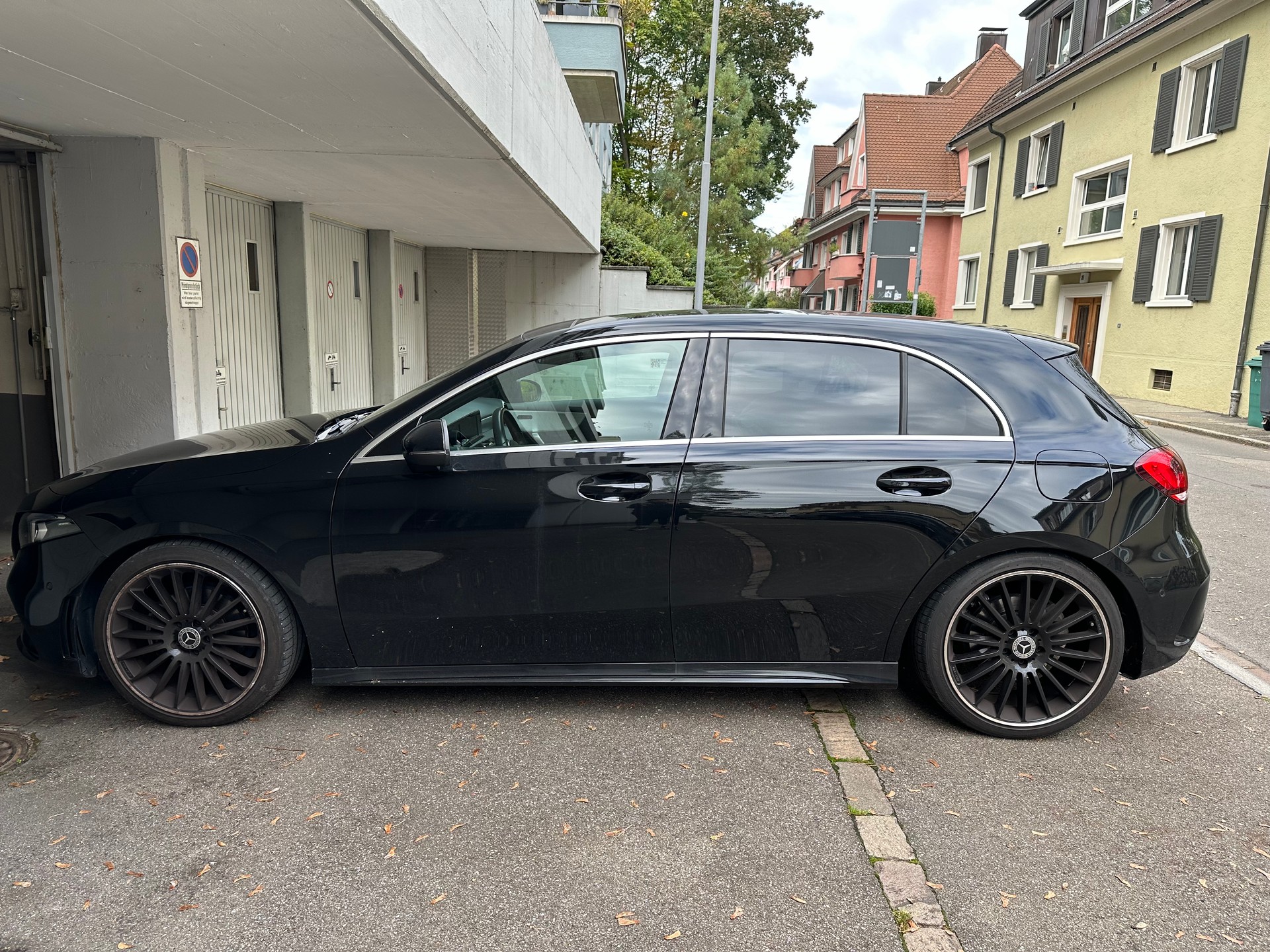 MERCEDES-BENZ A 200 AMG Line 7G-DCT-image-0