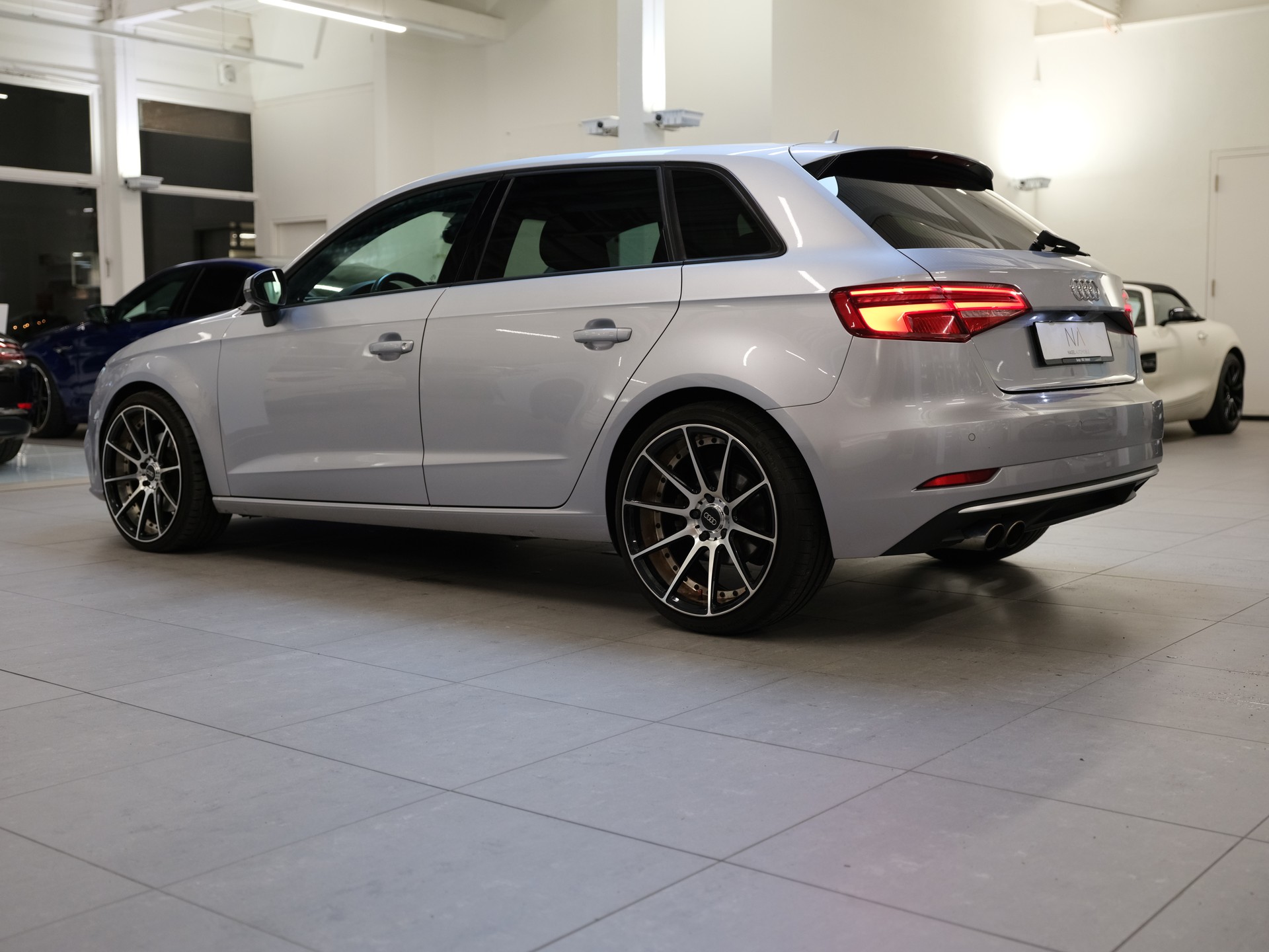 AUDI A3 Sportback 2.0 TFSI Sport-image-3
