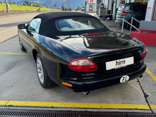 JAGUAR XKR S/C Convertible-image-2