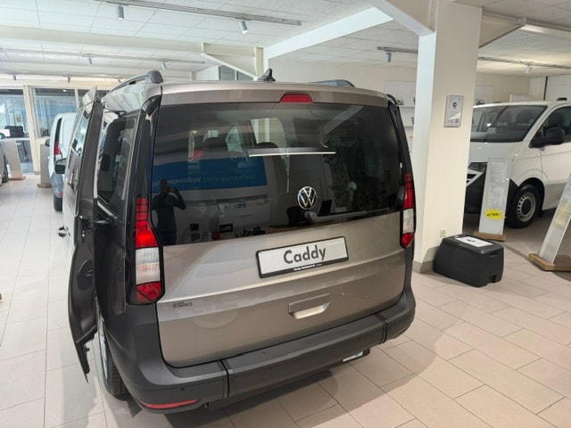 VW Caddy Maxi 1.5 TSI Liberty DSG-image-6