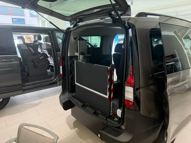 VW Caddy Maxi 1.5 TSI Liberty DSG-image-3