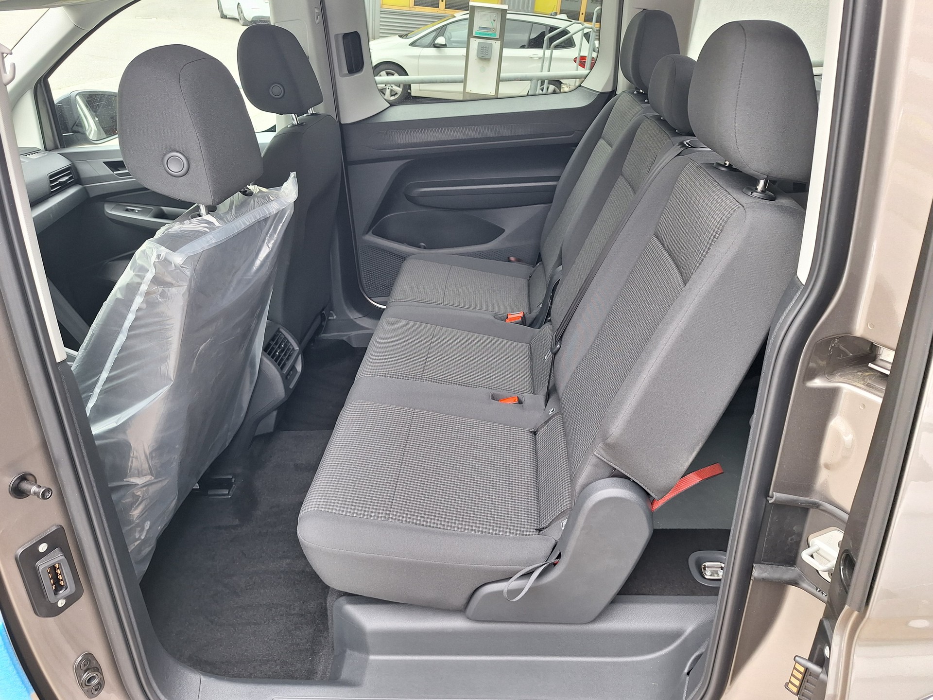 VW Caddy Maxi 1.5 TSI Liberty DSG-image-4