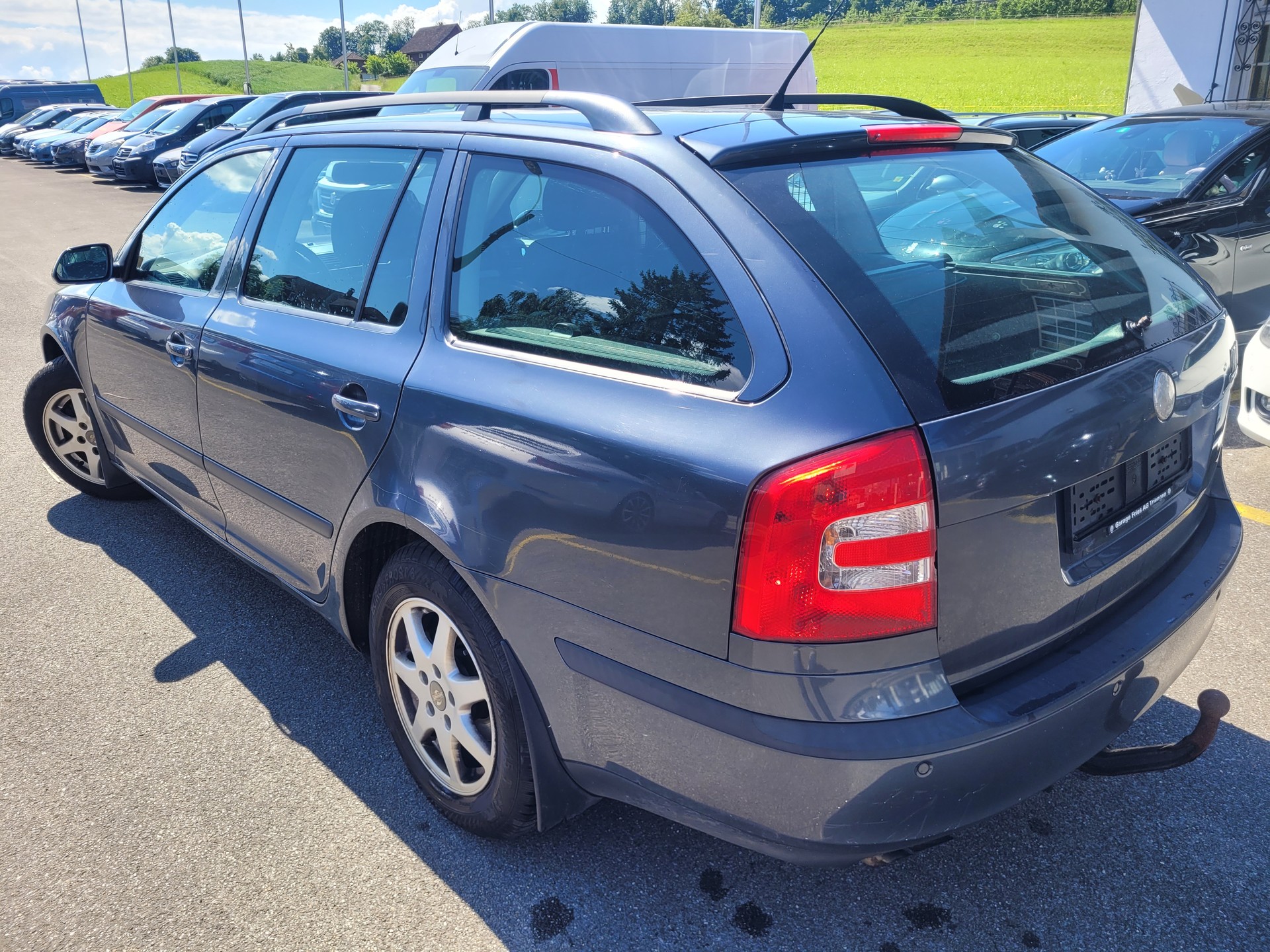 SKODA Octavia 2.0 FSI Elegance Tiptronic-image-5