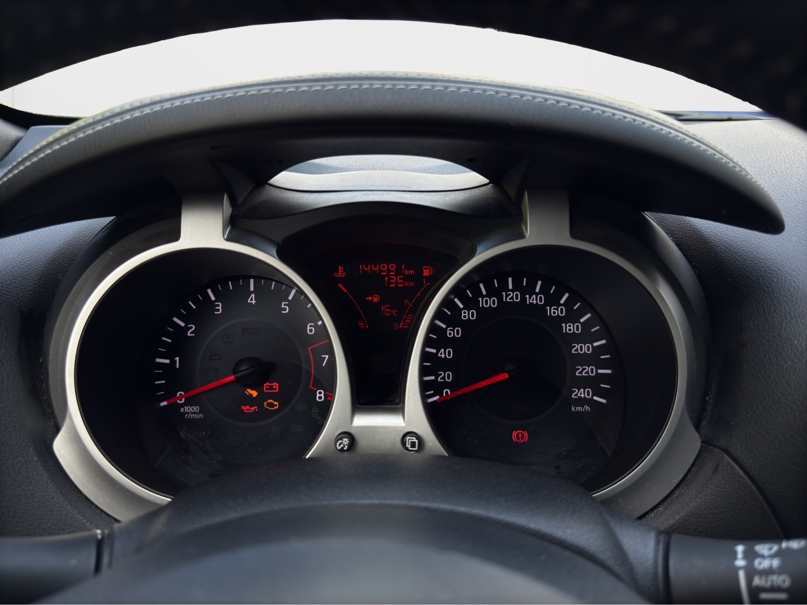 NISSAN Juke 1.6 DIG-T tekna-image-13