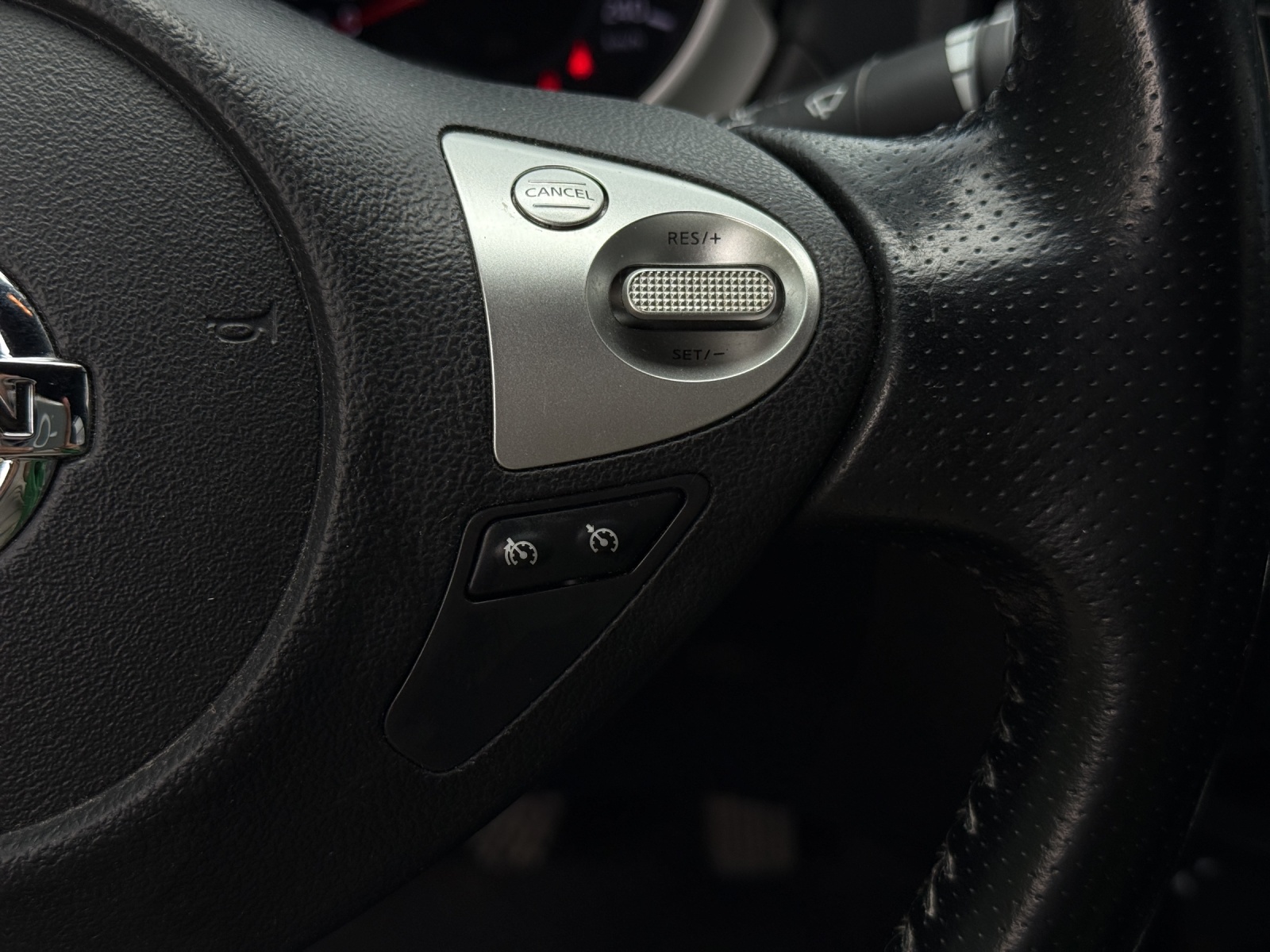 NISSAN Juke 1.6 DIG-T tekna-image-18