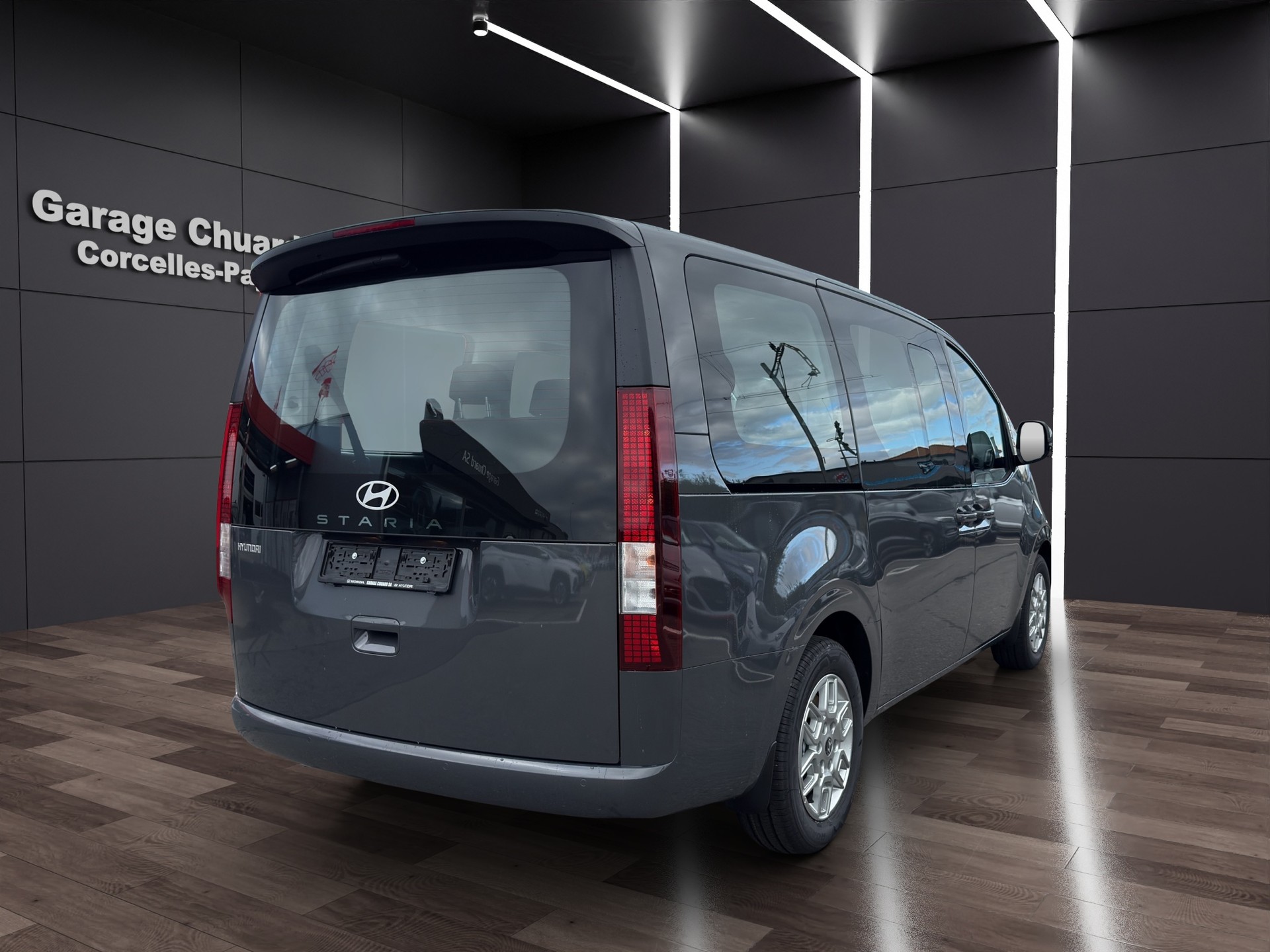 HYUNDAI Staria Wagon 1.6 T-GDi HEV Amplia A-image-4