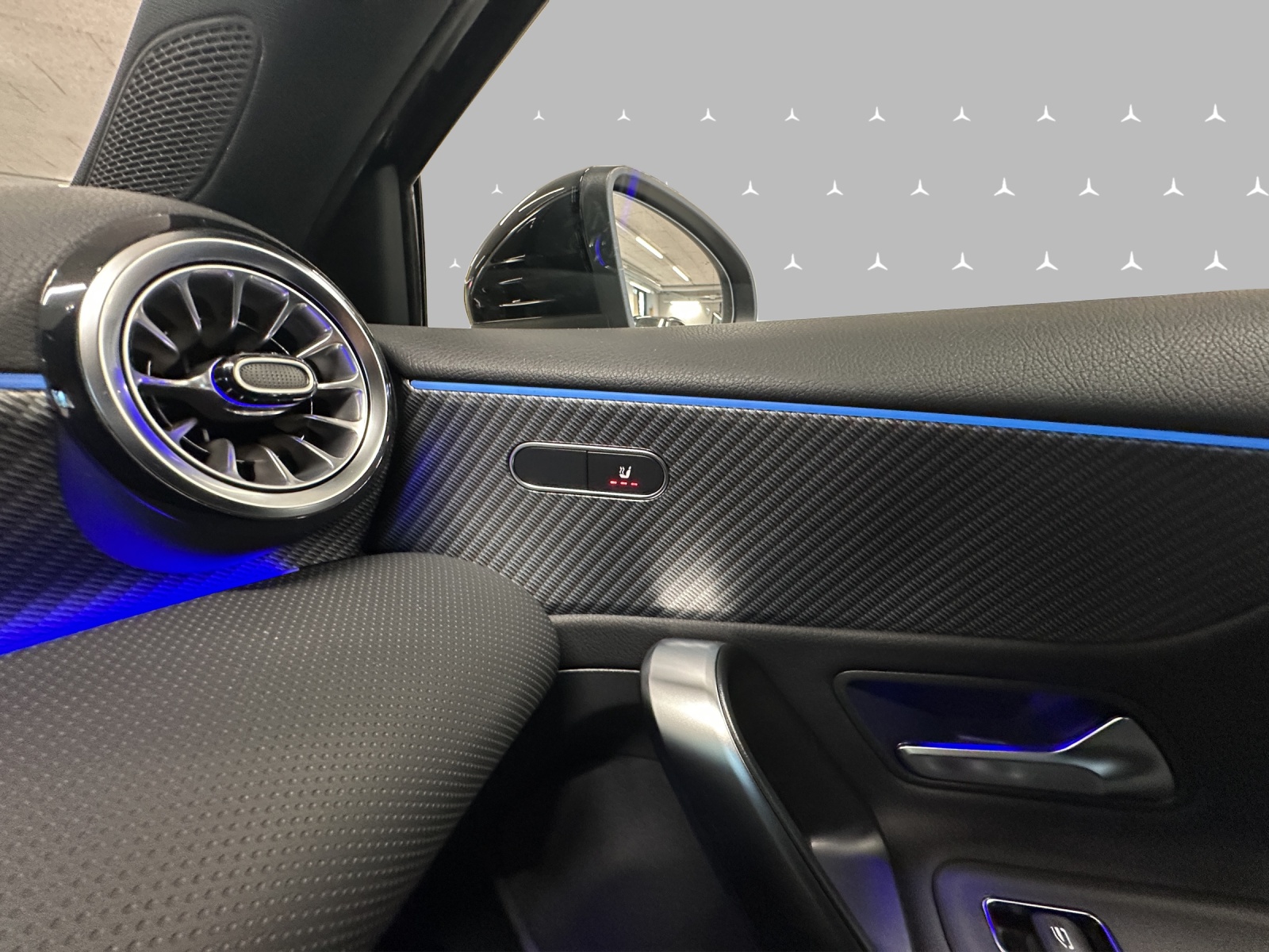 MERCEDES-BENZ A 250 e EQ Star 8G-DCT-image-14
