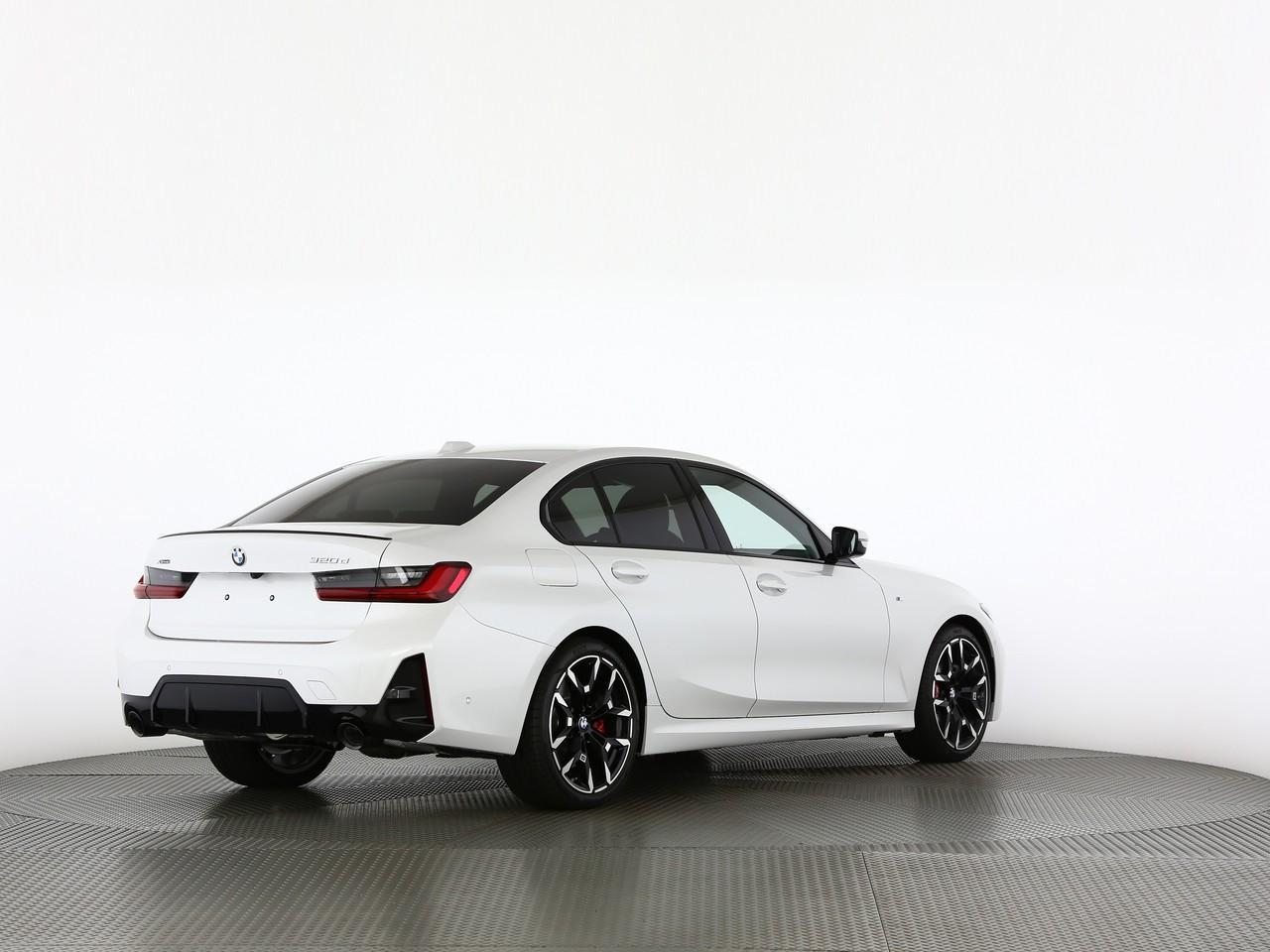 BMW 320 xDrive 48V d Steptronic M Sport Pro-image-8