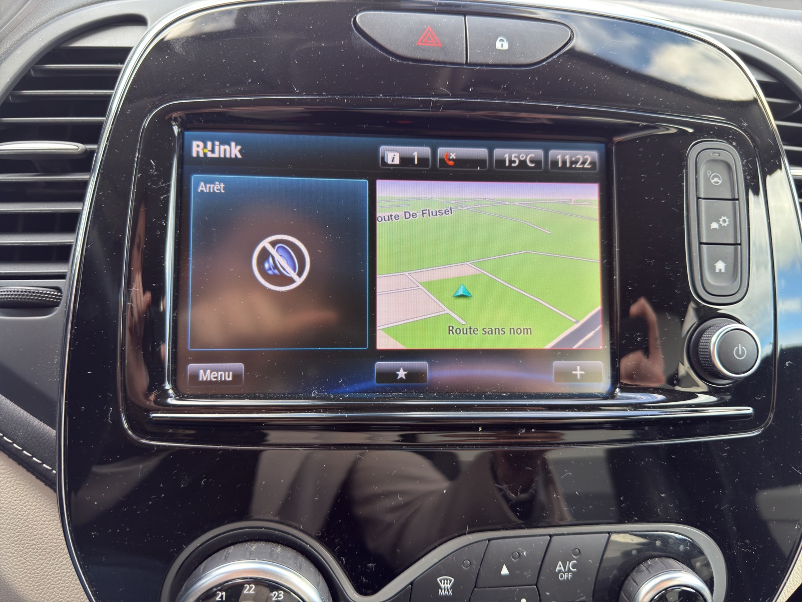 RENAULT Captur 1.3 T 16V Initiale Paris EDC-image-13