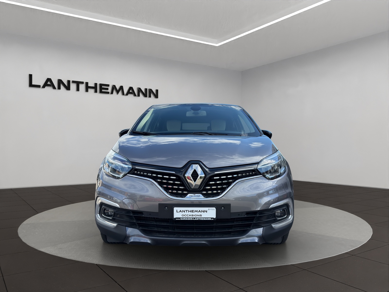 RENAULT Captur 1.3 T 16V Initiale Paris EDC-image-6