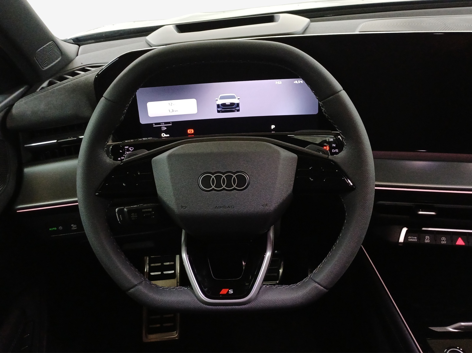 AUDI Q3 Sportback 110 kW TFSI S tronic-image-9