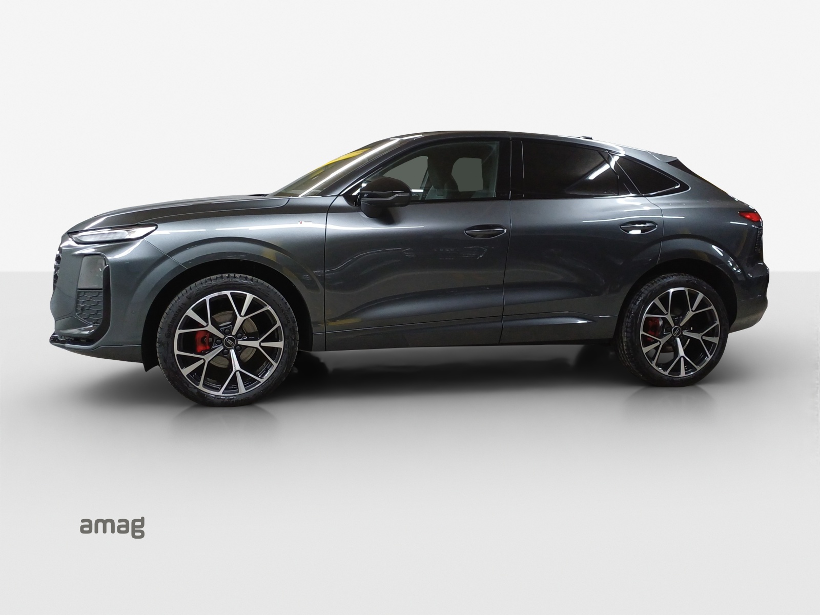 AUDI Q3 Sportback 110 kW TFSI S tronic-image-1