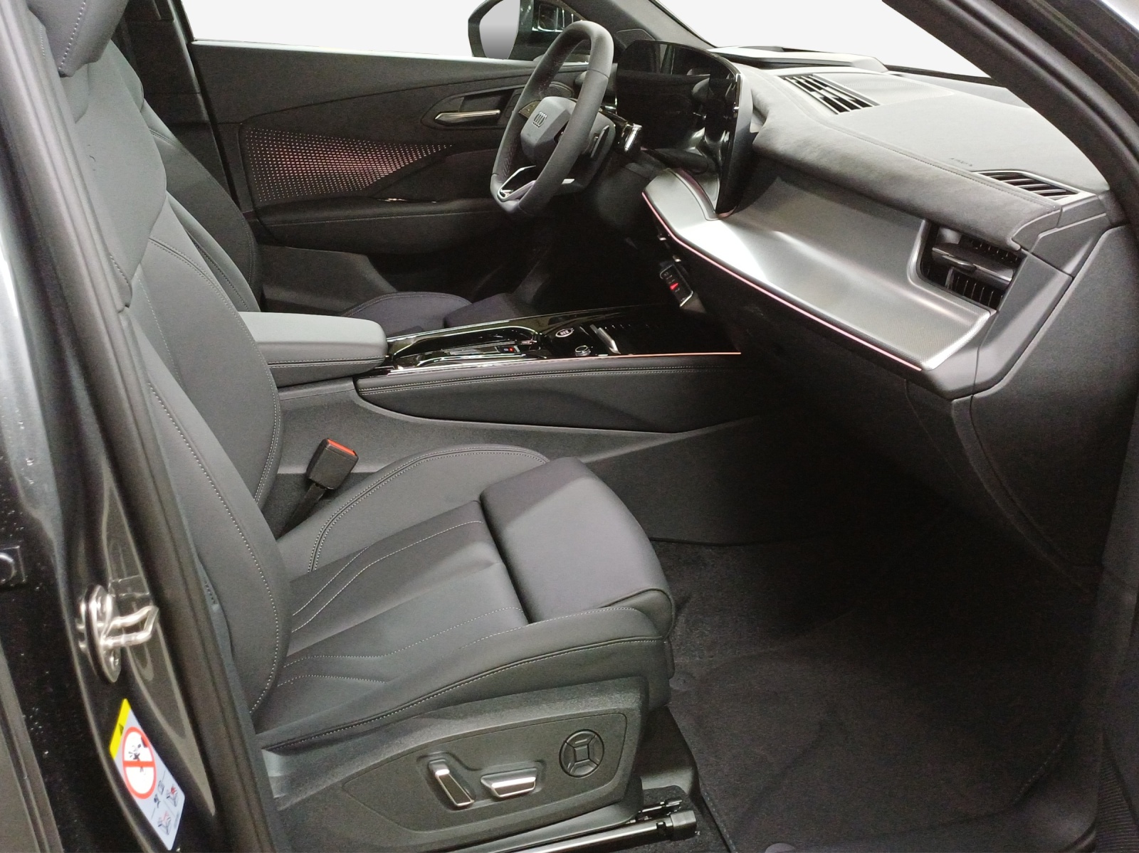 AUDI Q3 Sportback 110 kW TFSI S tronic-image-13