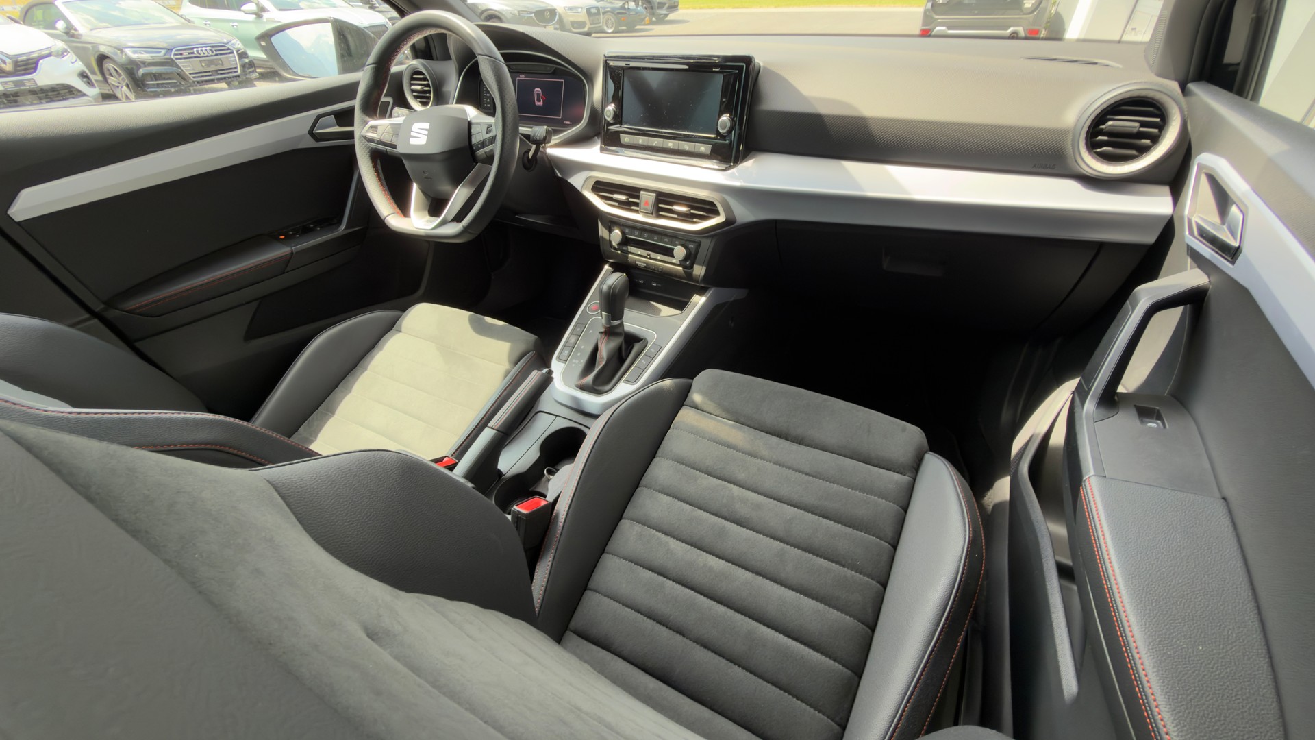 SEAT Arona 1.5 TSI Move FR DSG-image-7