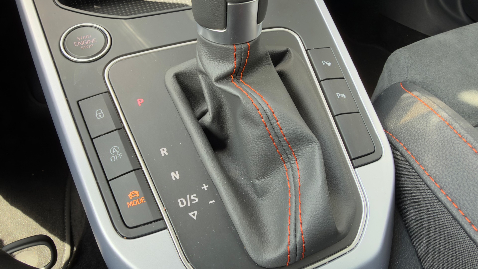 SEAT Arona 1.5 TSI Move FR DSG-image-11