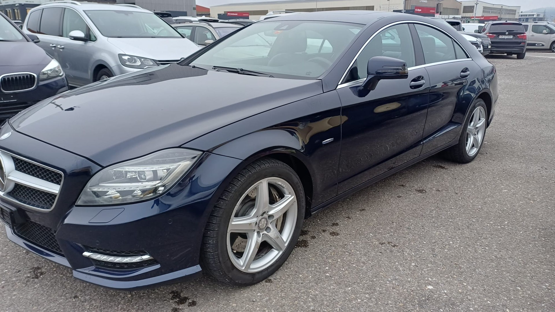 MERCEDES-BENZ CLS 500 4Matic 7G-Tronic-image-2