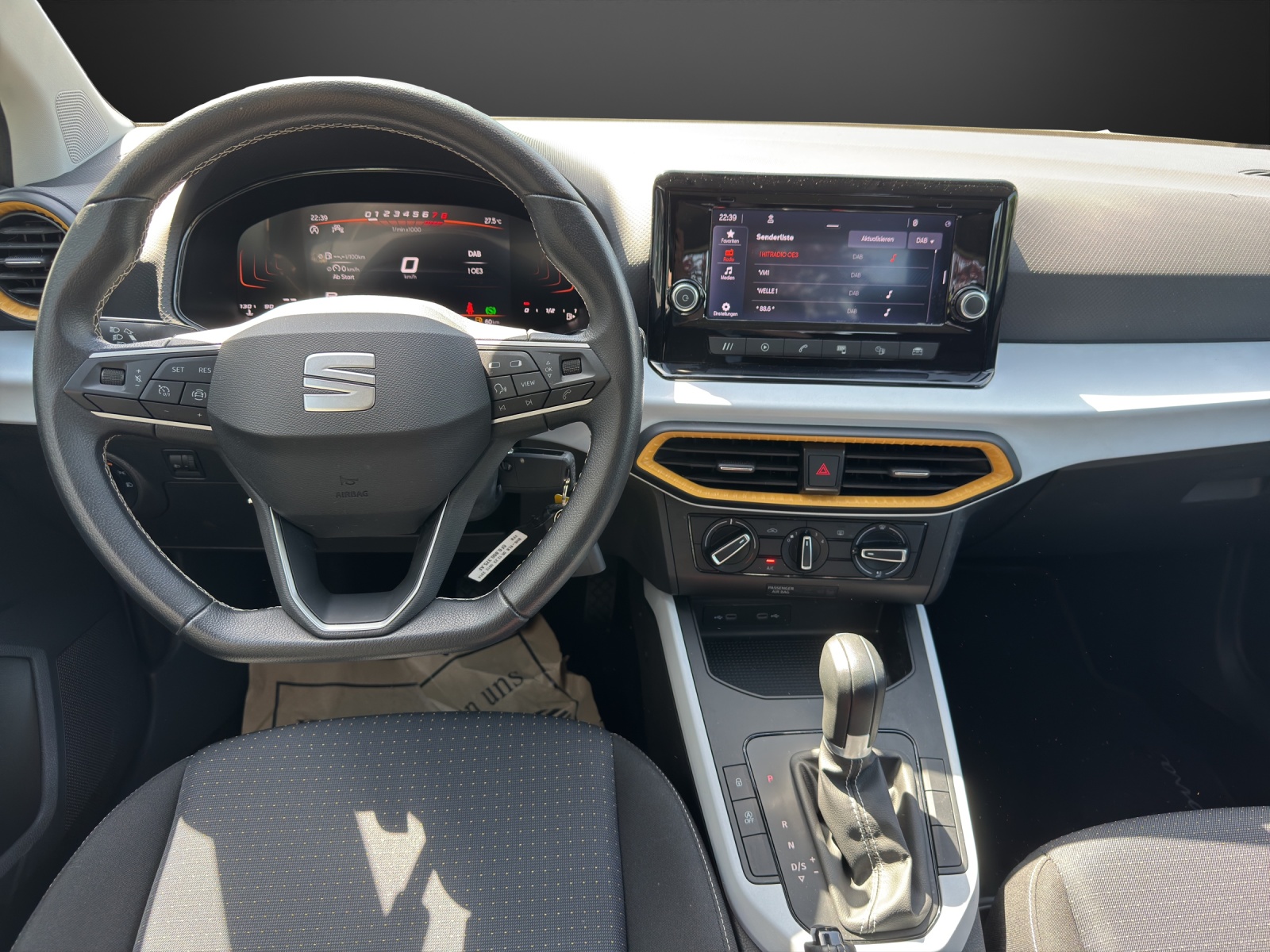 SEAT Arona 1.0 TSI Eco Style DSG-image-9