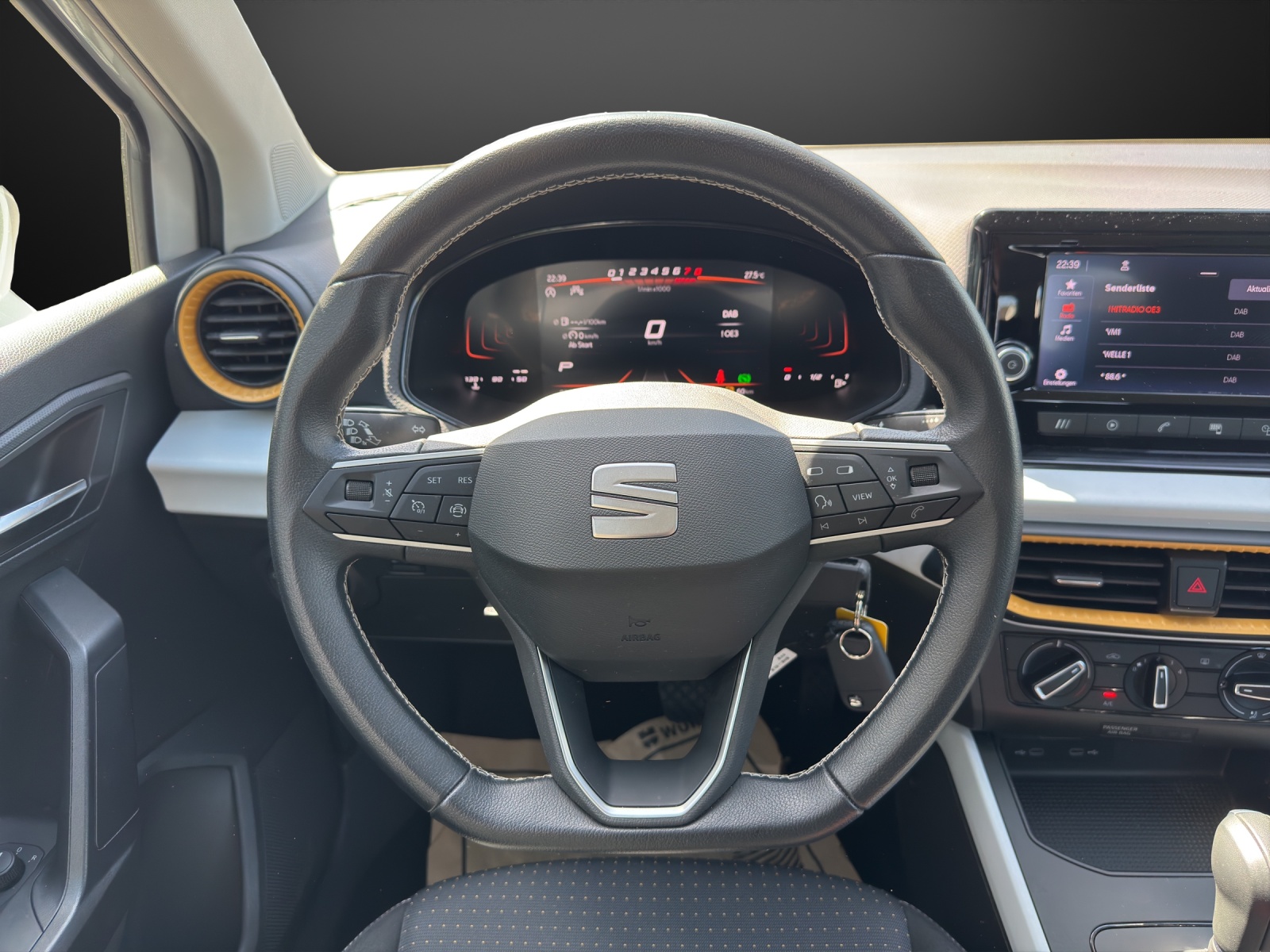 SEAT Arona 1.0 TSI Eco Style DSG-image-10