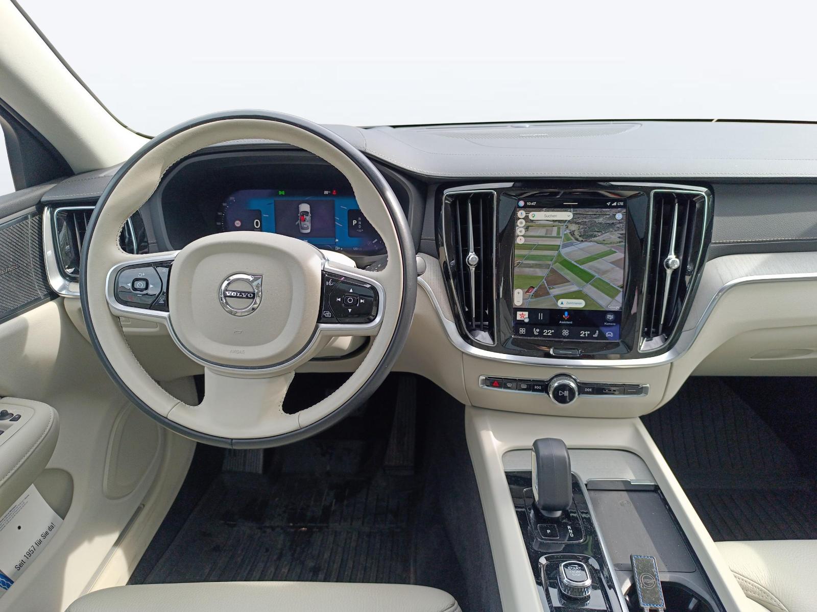 VOLVO S60 2.0 B5 MH Ultimate Bright AWD-image-9