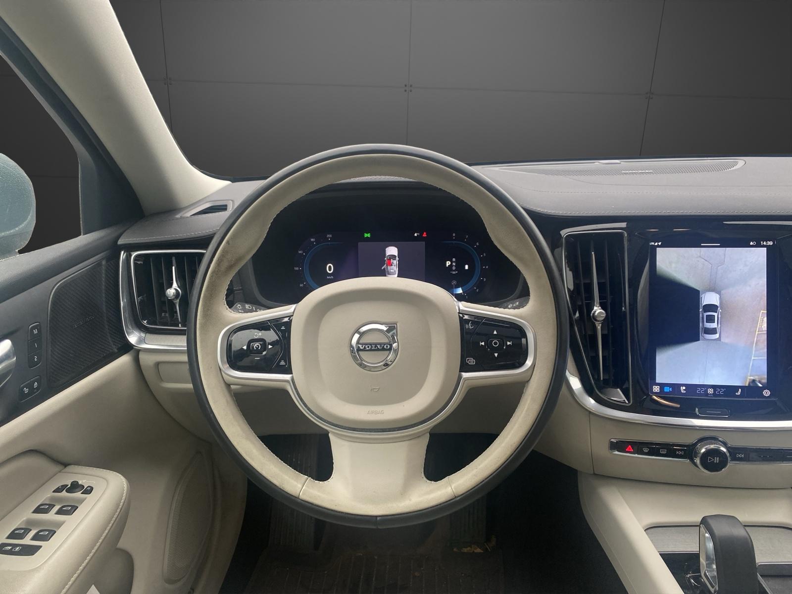 VOLVO S60 2.0 B5 MH Ultimate Bright AWD-image-10