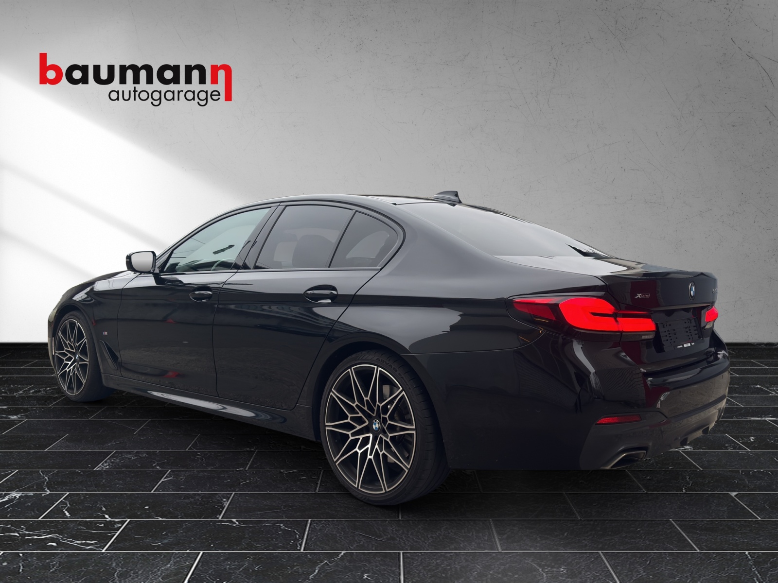 BMW 540d xDrive 48V M Sport Steptronic-showroom-element-2