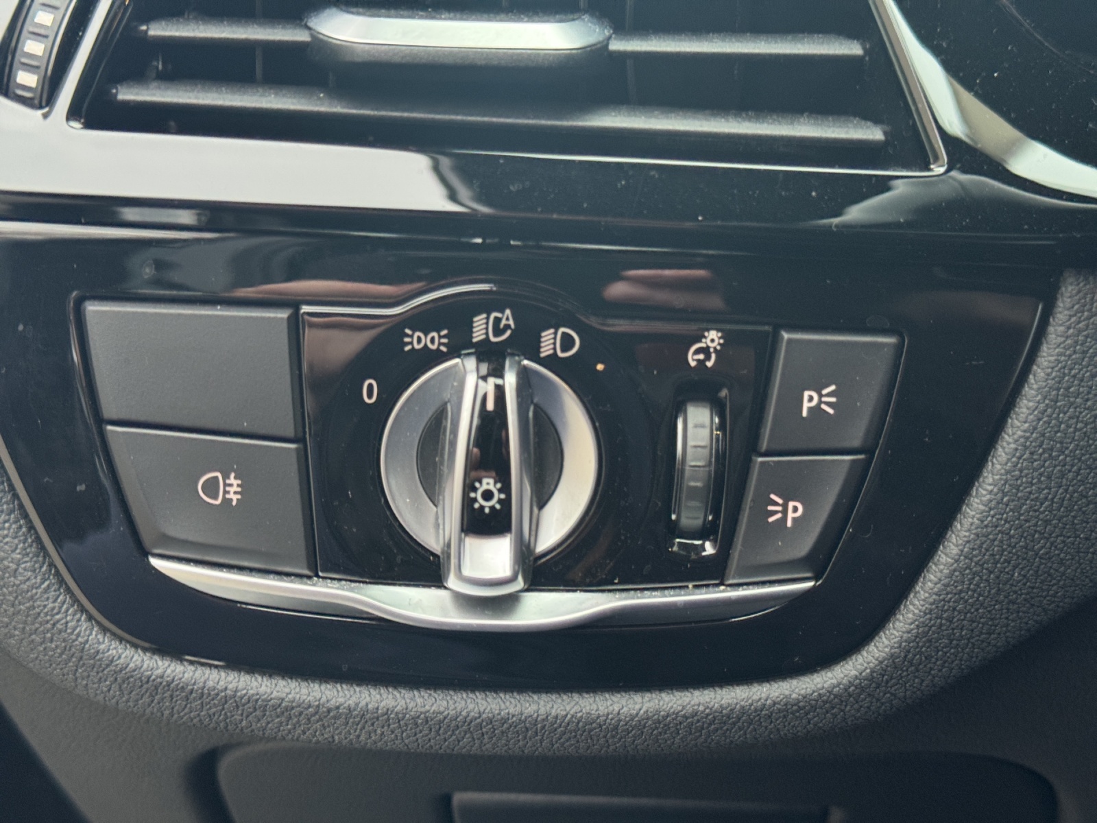 BMW 540d xDrive 48V M Sport Steptronic-image-22