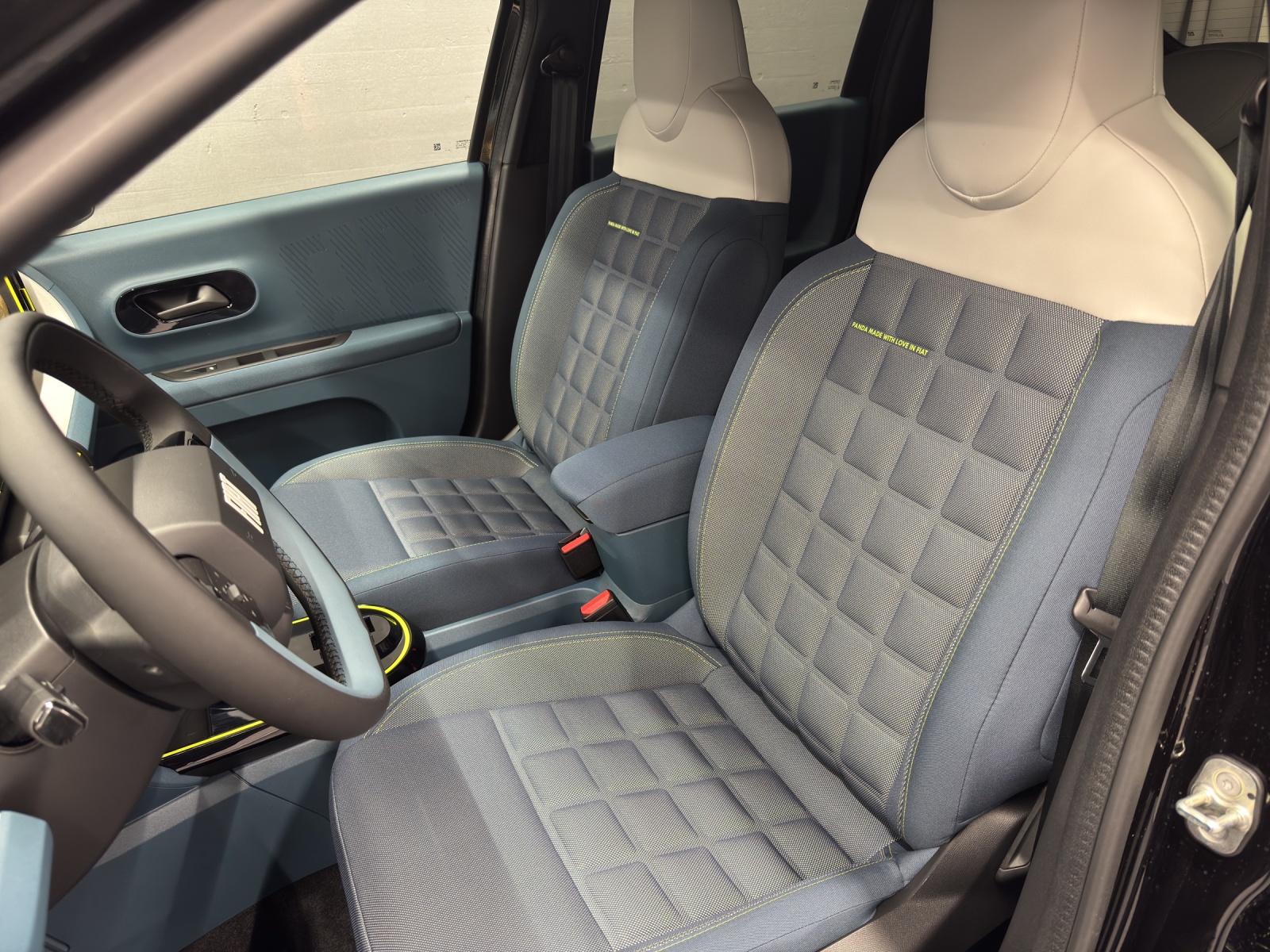 FIAT Grande Panda 1.2 Hybrid La Prima-image-12
