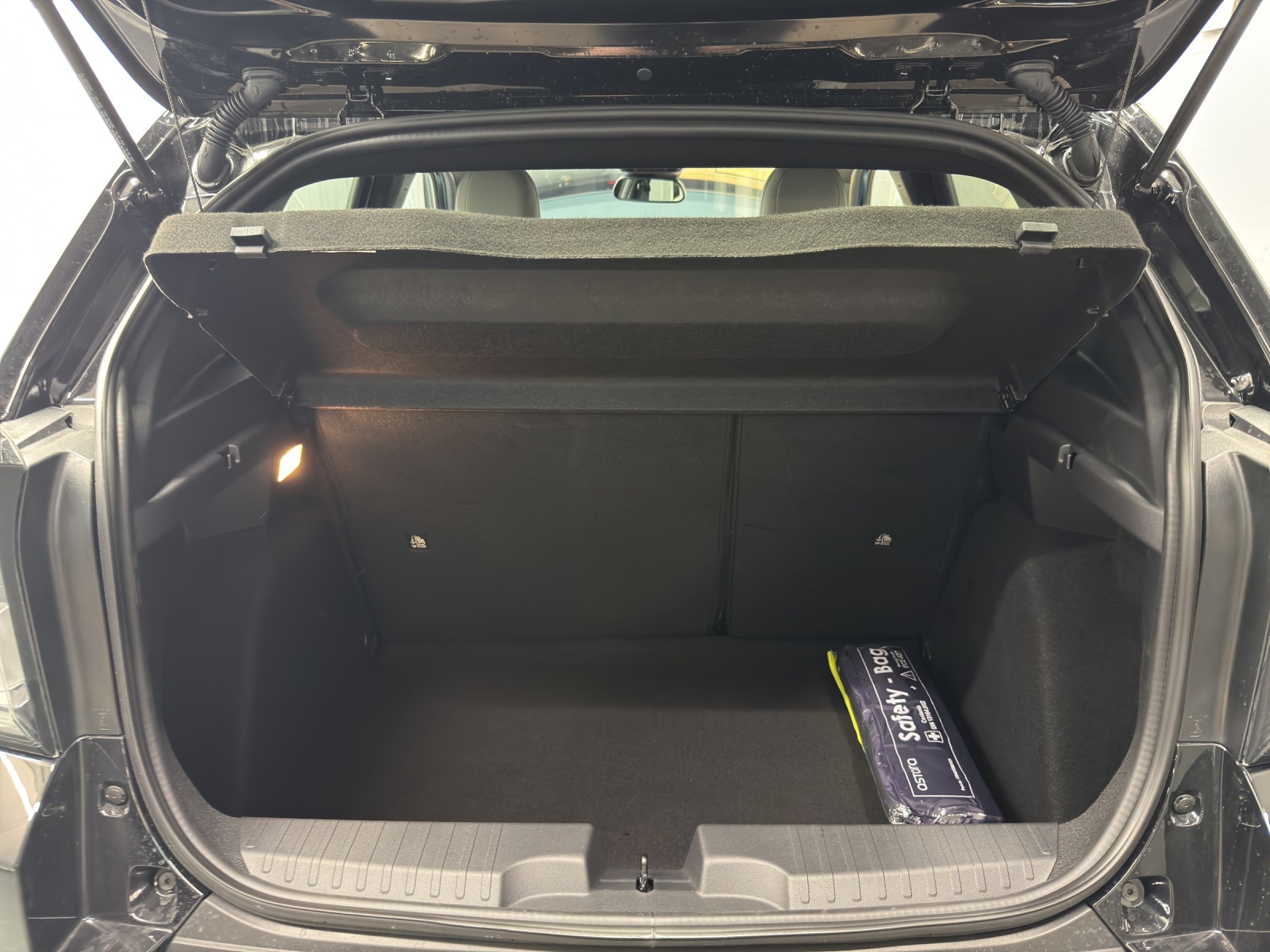 FIAT Grande Panda 1.2 Hybrid La Prima-image-10