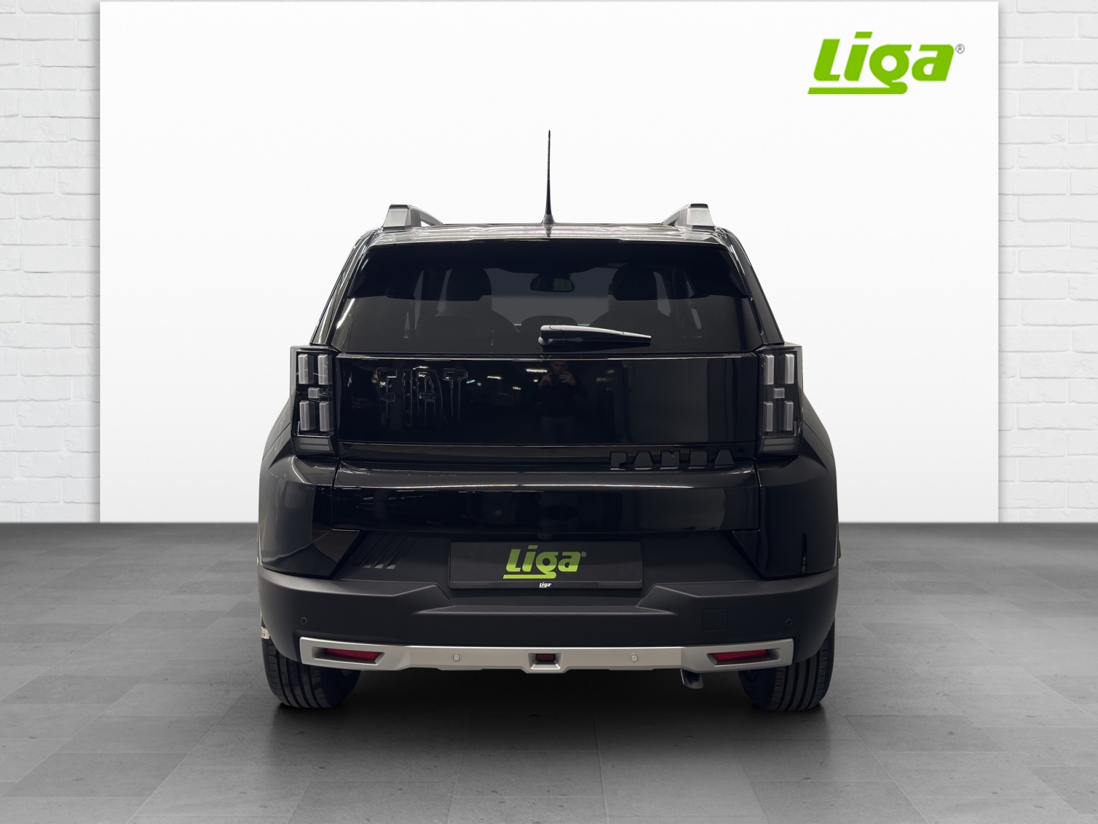 FIAT Grande Panda 1.2 Hybrid La Prima-image-4
