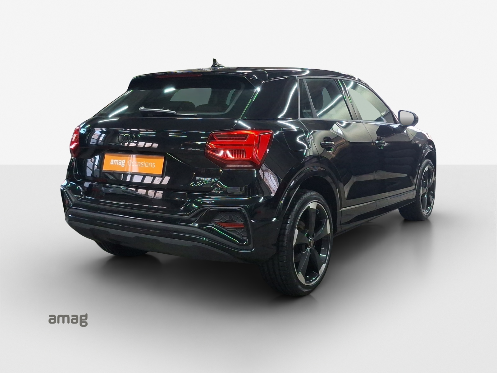 AUDI Q2 40 TFSI S line Attraction quattro S-tronic-image-4