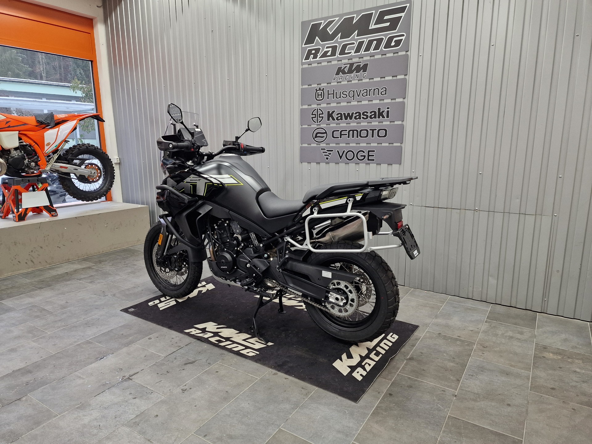 CF MOTO 800 MT Explorer-showroom-element-3