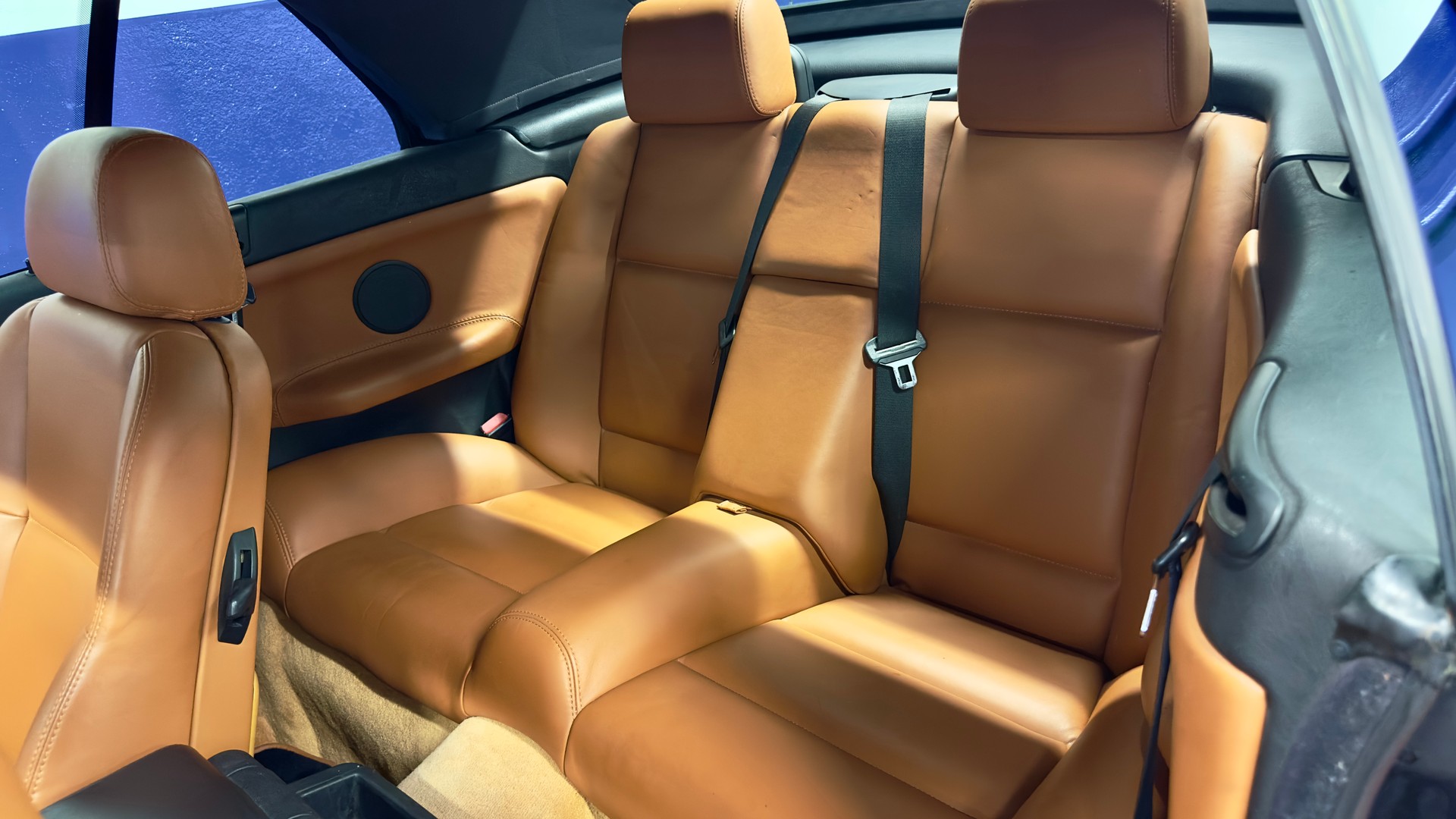 BMW M3 Cabrio-image-6