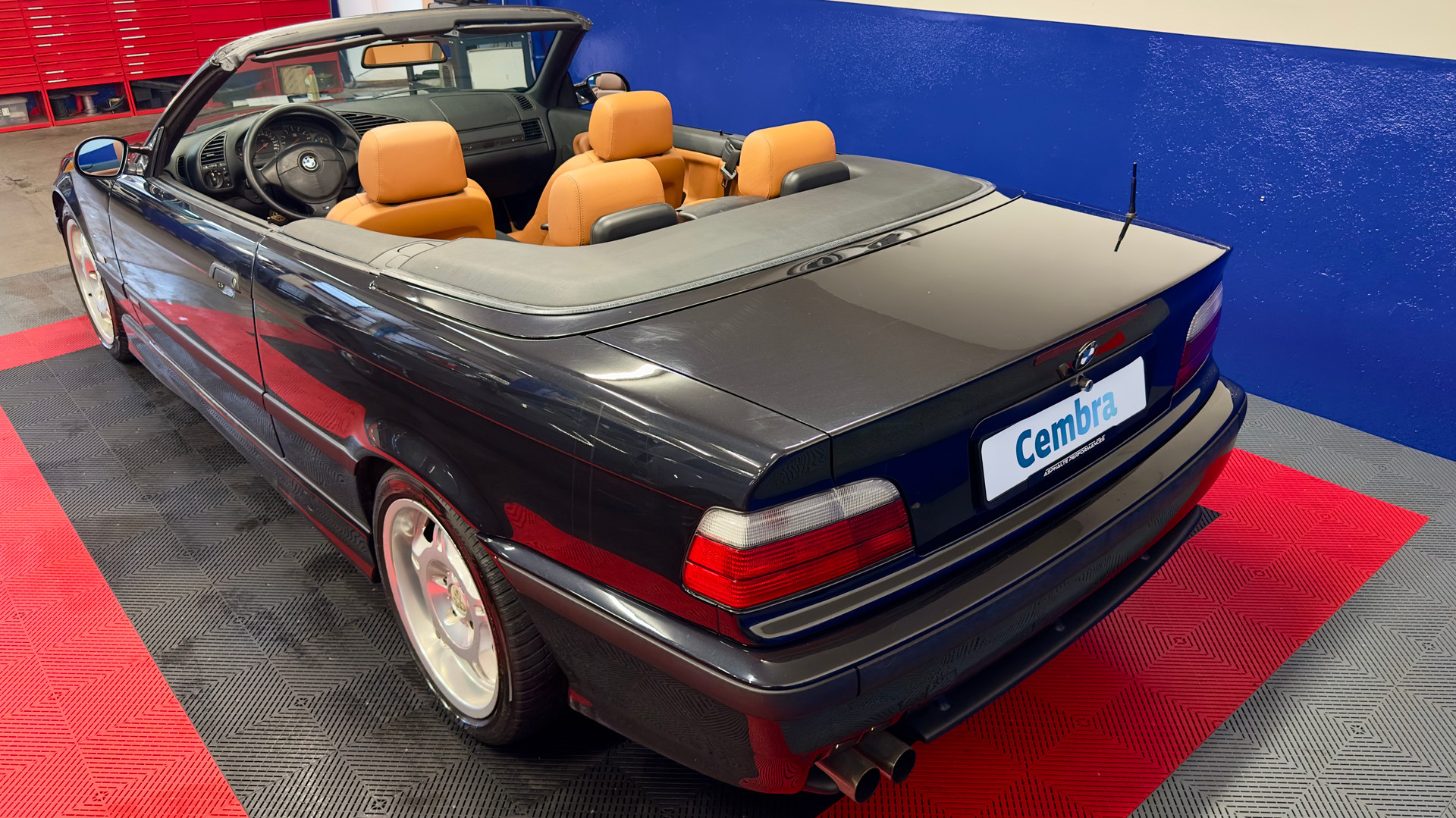 BMW M3 Cabrio-image-8