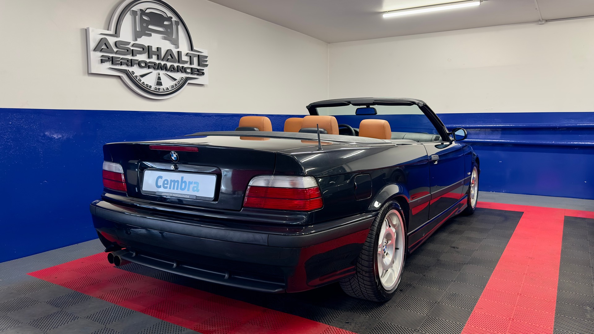 BMW M3 Cabrio-image-10