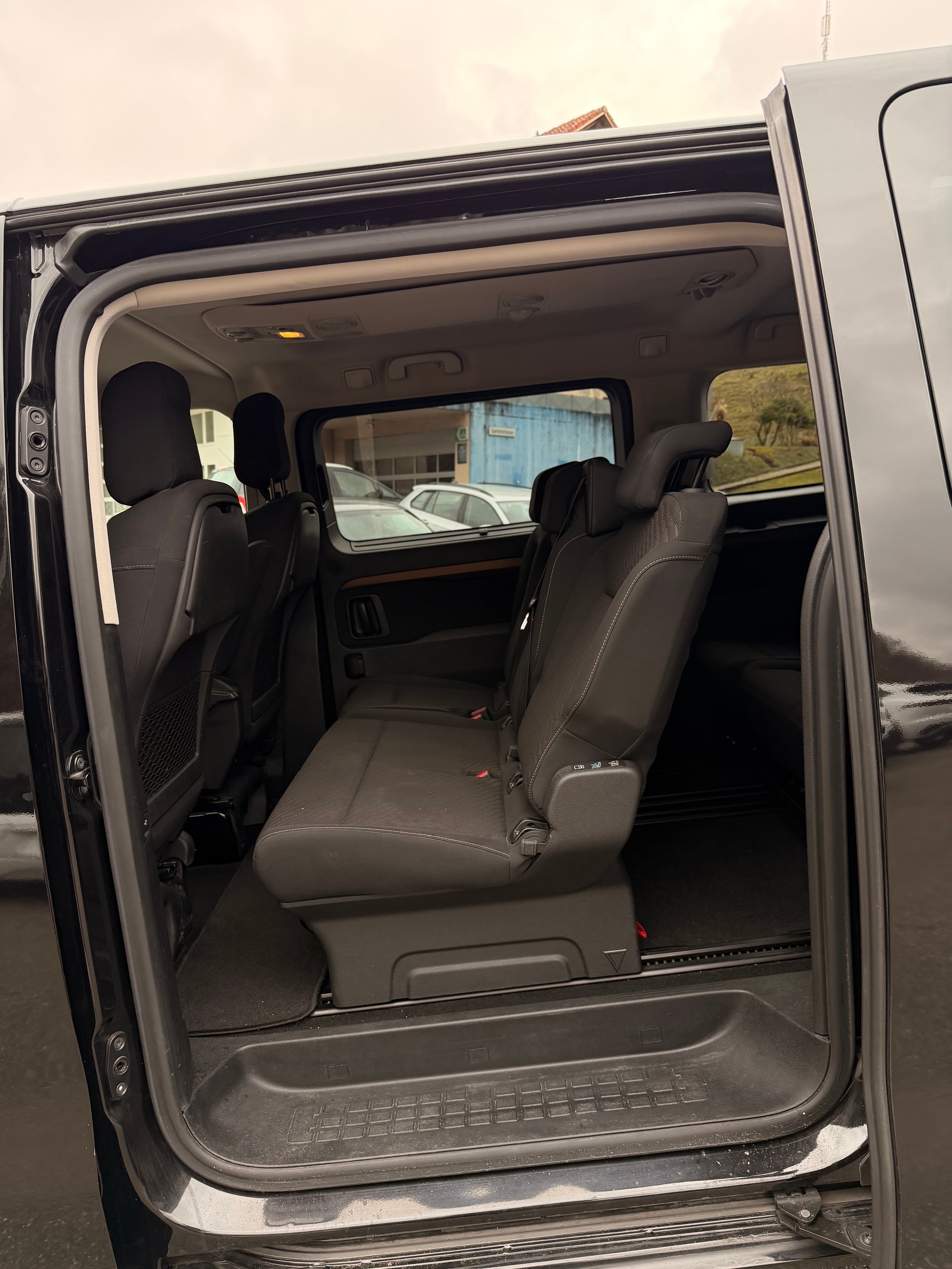 TOYOTA Proace Verso 2.0 D-4D Family L1 Automatic-image-12