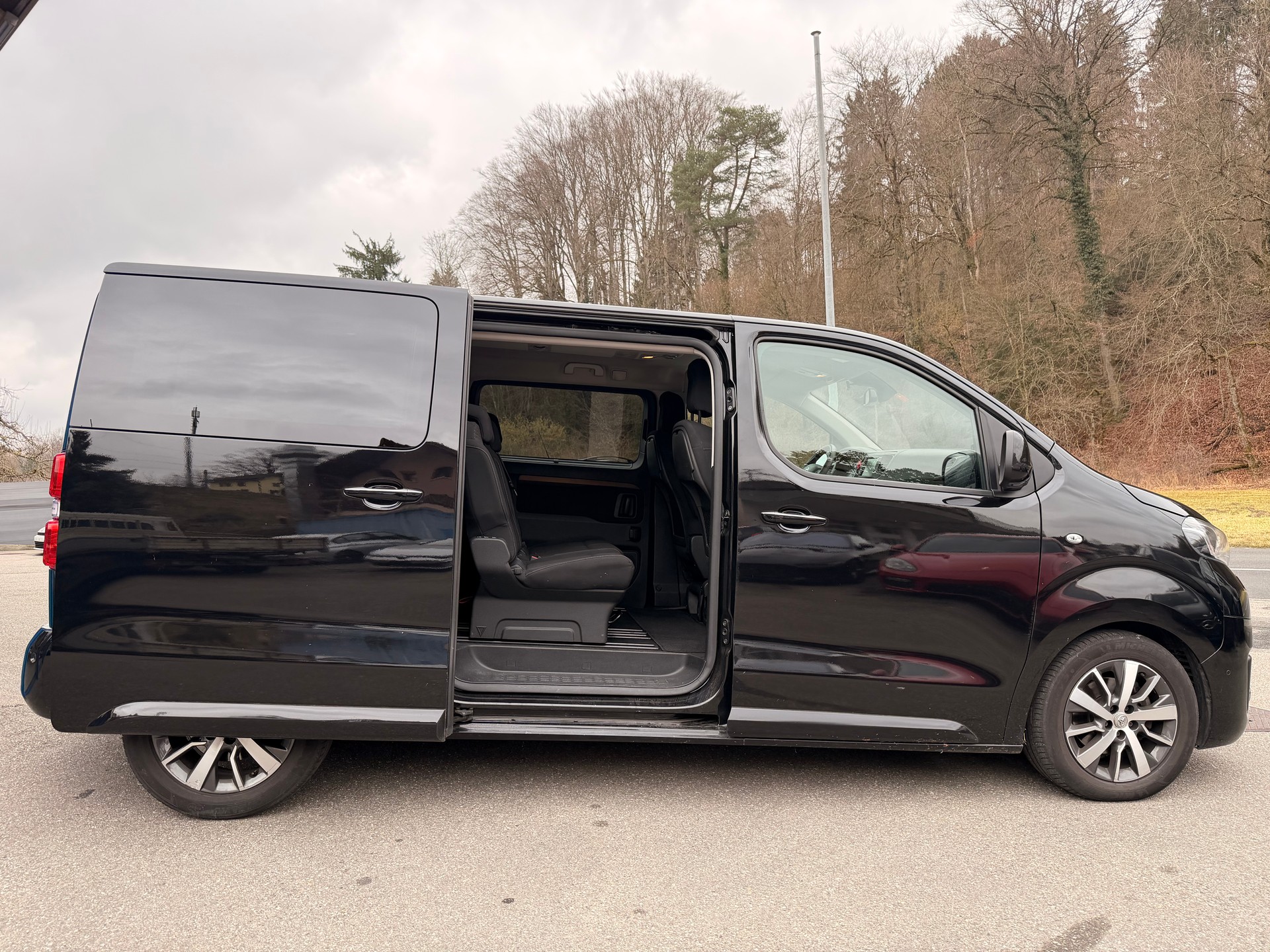 TOYOTA Proace Verso 2.0 D-4D Family L1 Automatic-image-7