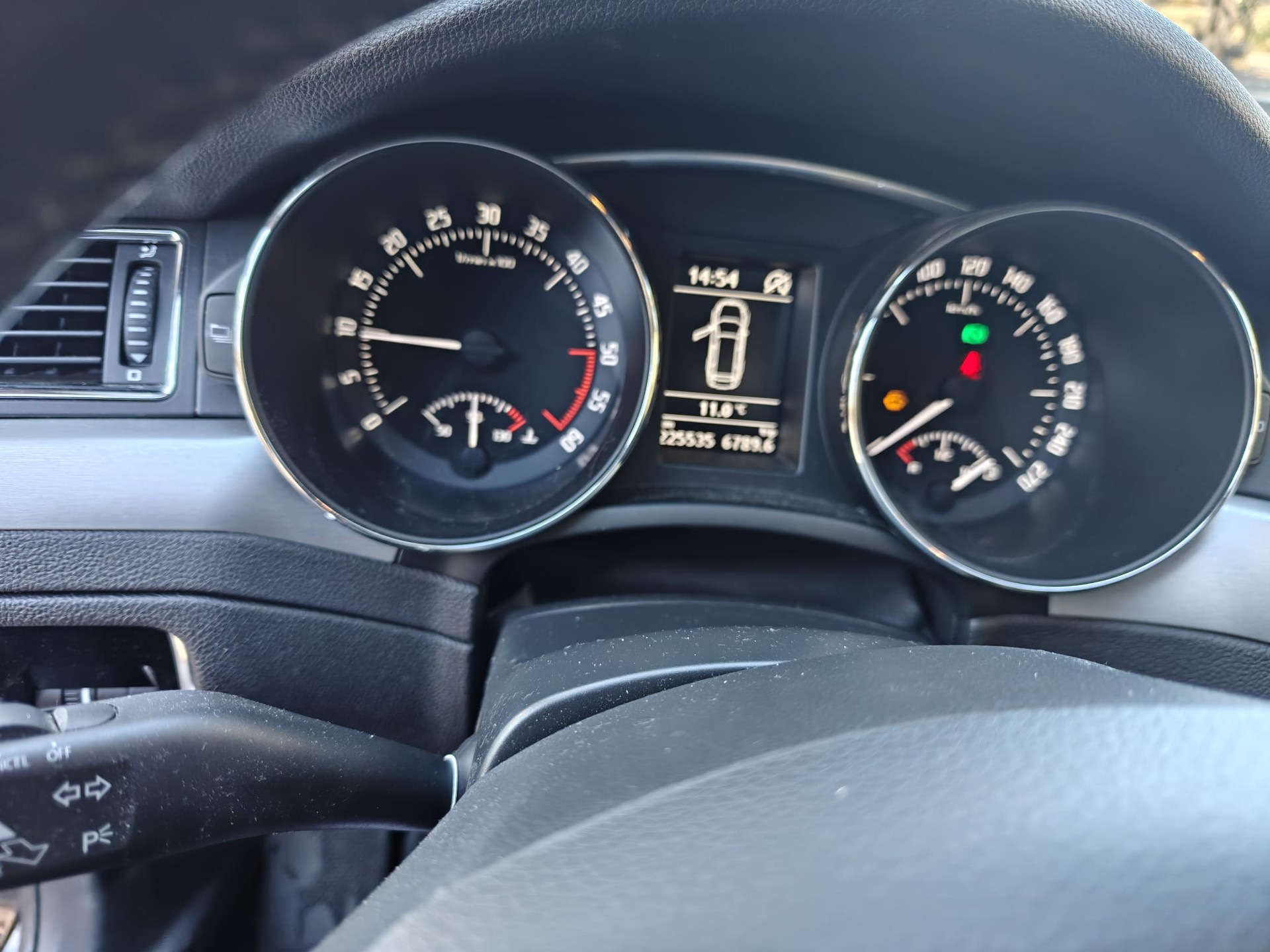 SKODA Superb Combi 2.0 TDi Ambition 4x4 DSG-image-7