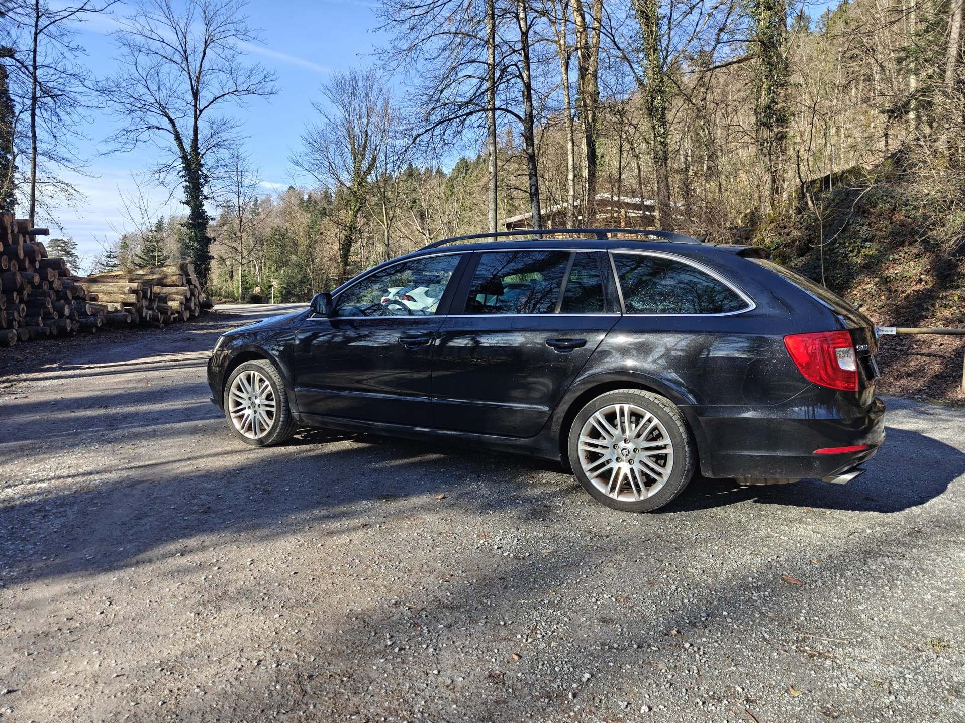 SKODA Superb Combi 2.0 TDi Ambition 4x4 DSG-image-2