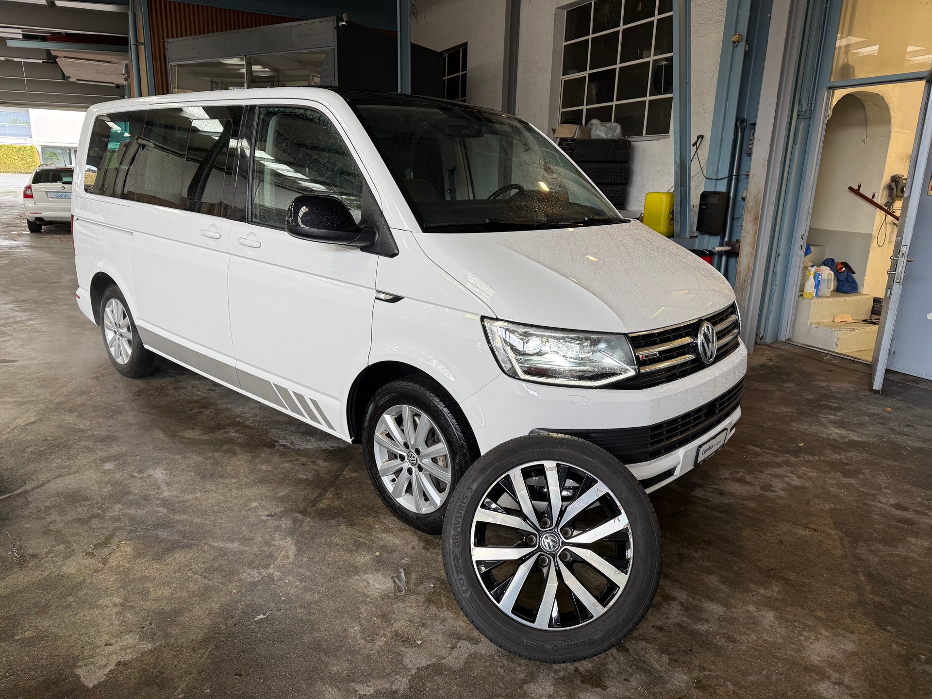 VW T6 Multivan 2.0 Bi-TDI Comfortline 4Motion DSG-image-12