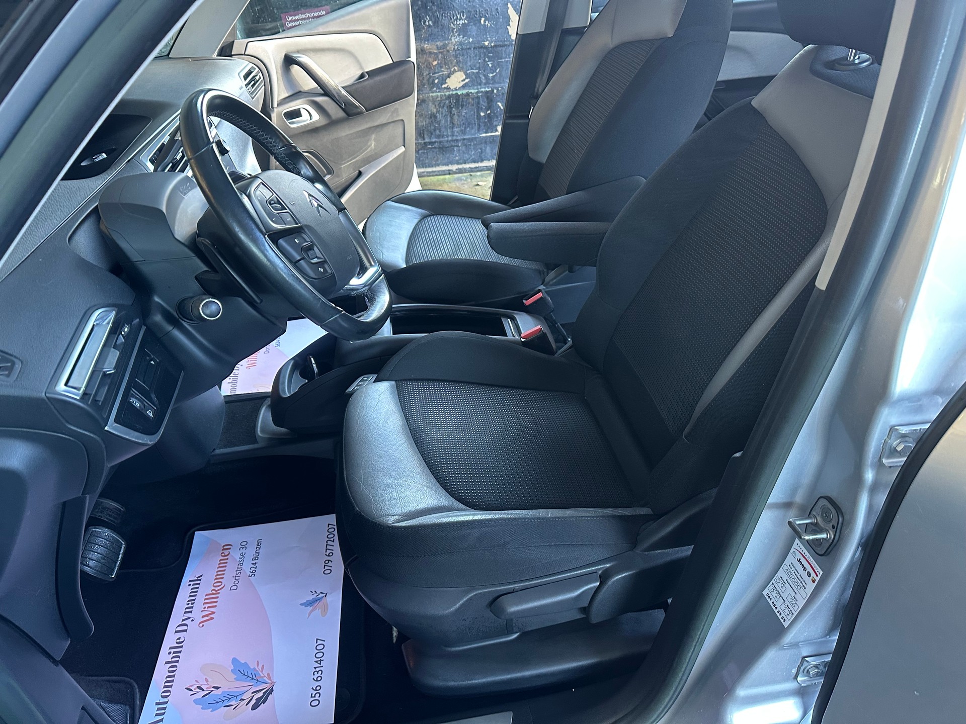 CITROEN Grand C4 Picasso 2.0 BlueHDi Exclusive Automatic-image-13