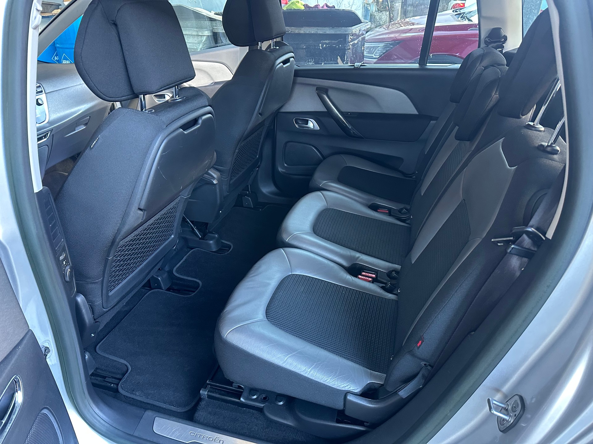 CITROEN Grand C4 Picasso 2.0 BlueHDi Exclusive Automatic-image-12