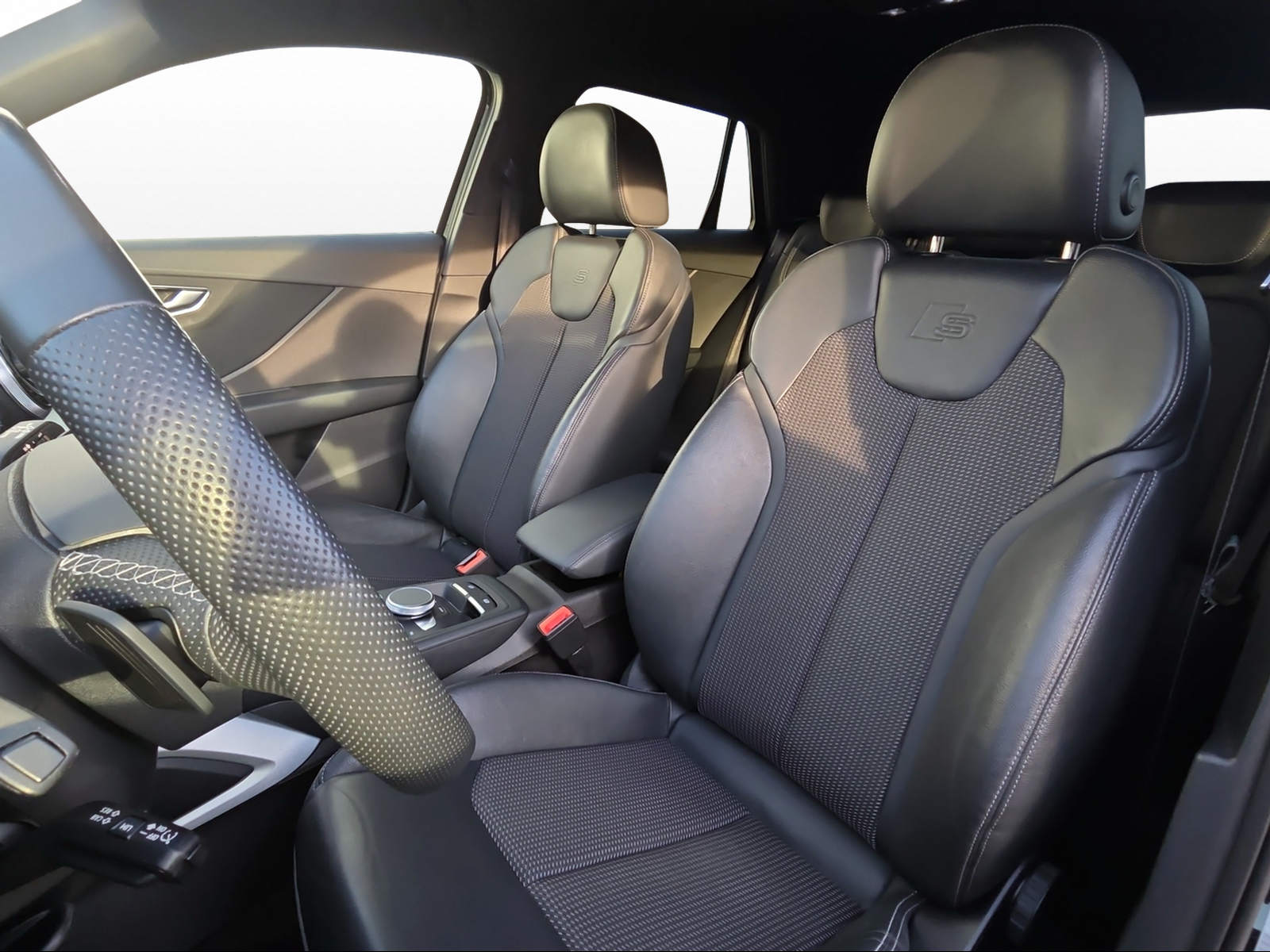 AUDI Q2 35 TFSI S line S-tronic-image-7