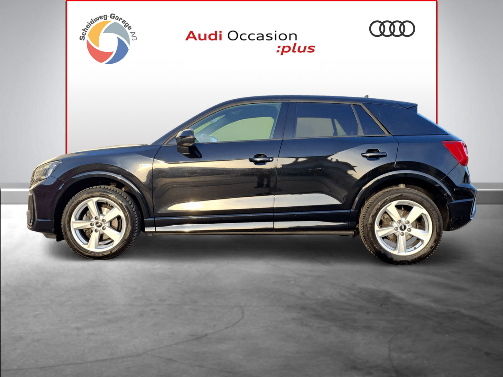 AUDI Q2 35 TFSI S line S-tronic-image-2