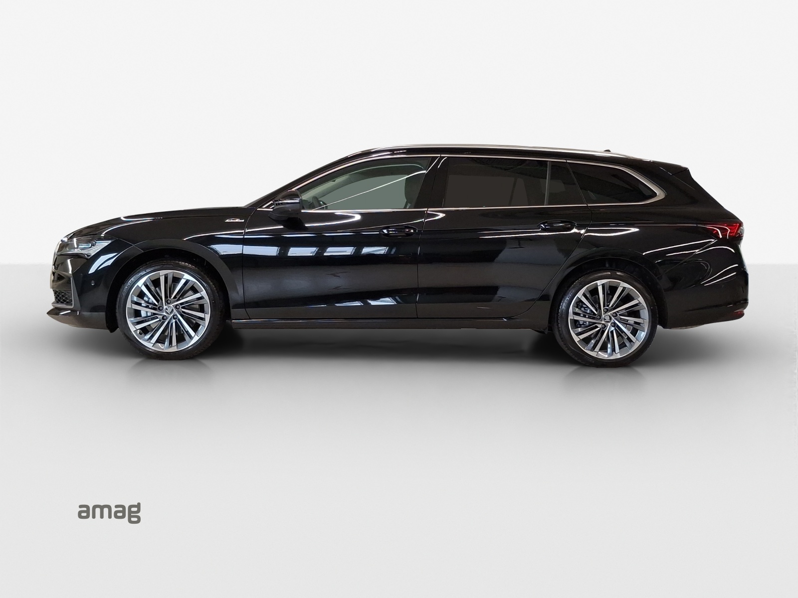 SKODA Superb Combi 2.0 TSI L&K 4x4 DSG-showroom-element-1