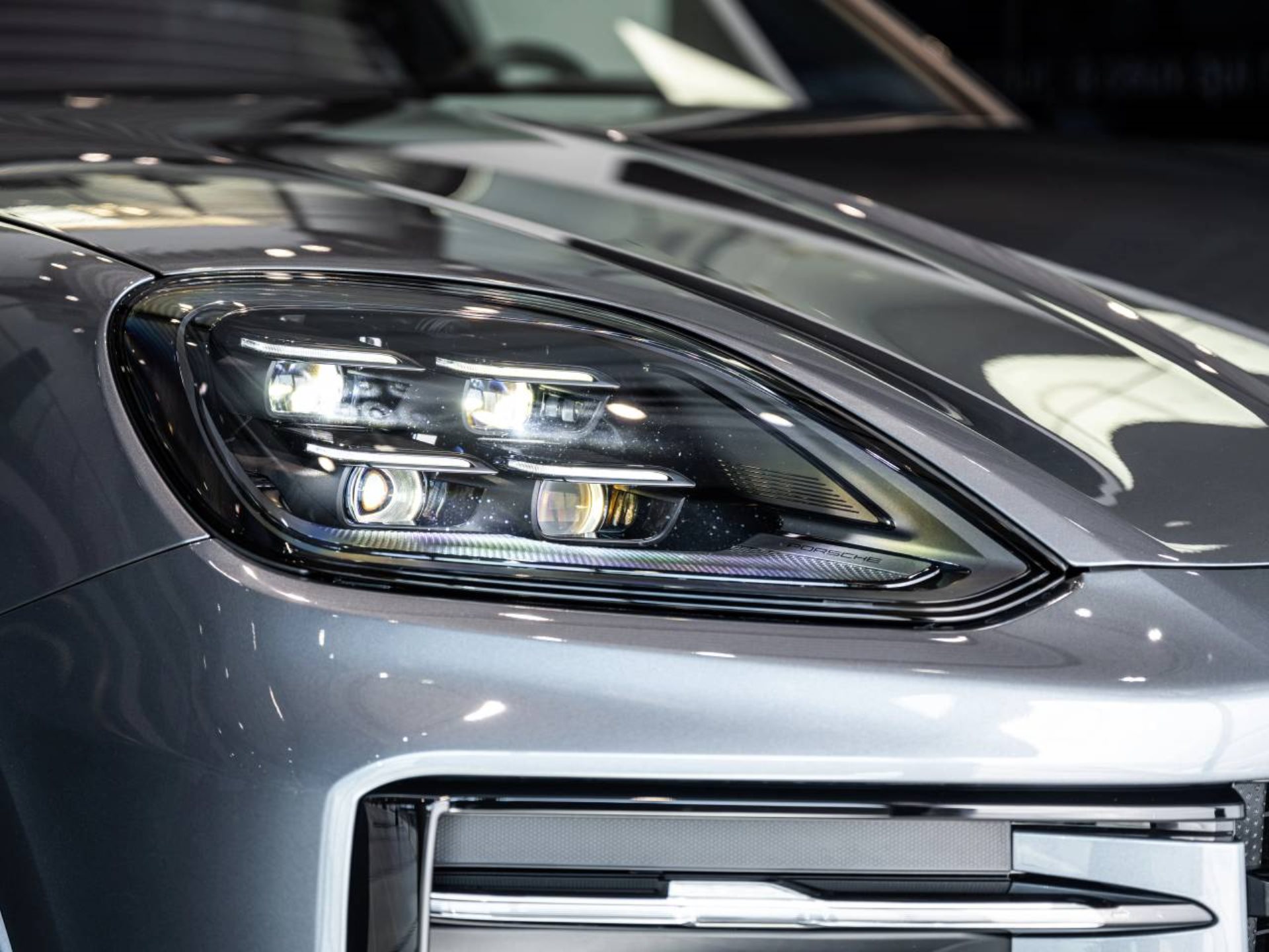 PORSCHE Cayenne GTS-image-24