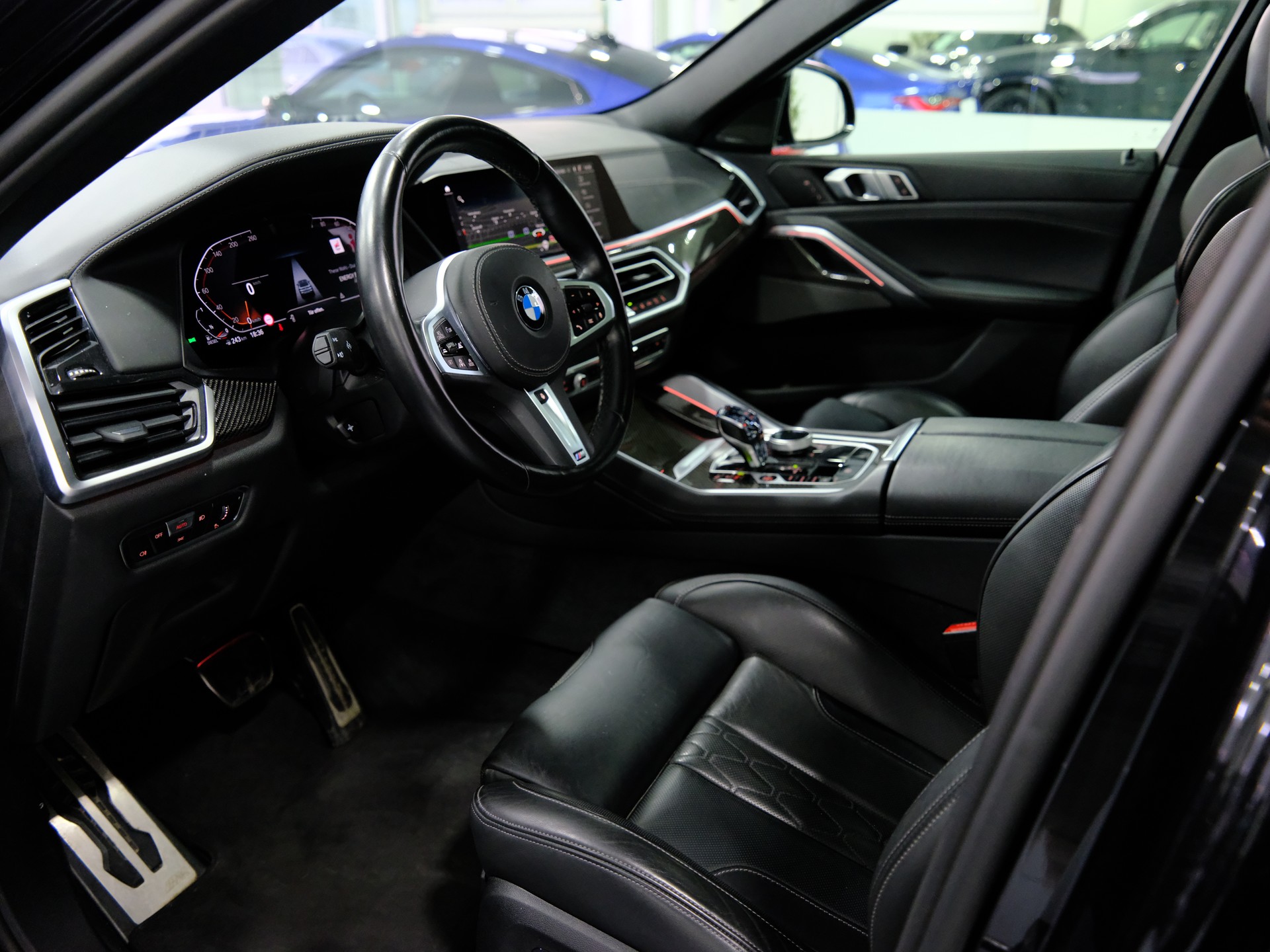 BMW X6 xDrive 48V 40d Steptronic M Sport-image-9