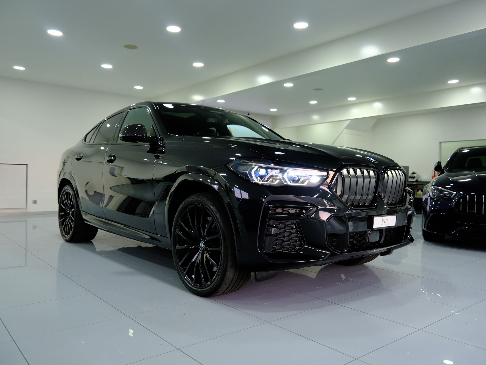 BMW X6 xDrive 48V 40d Steptronic M Sport-image-1