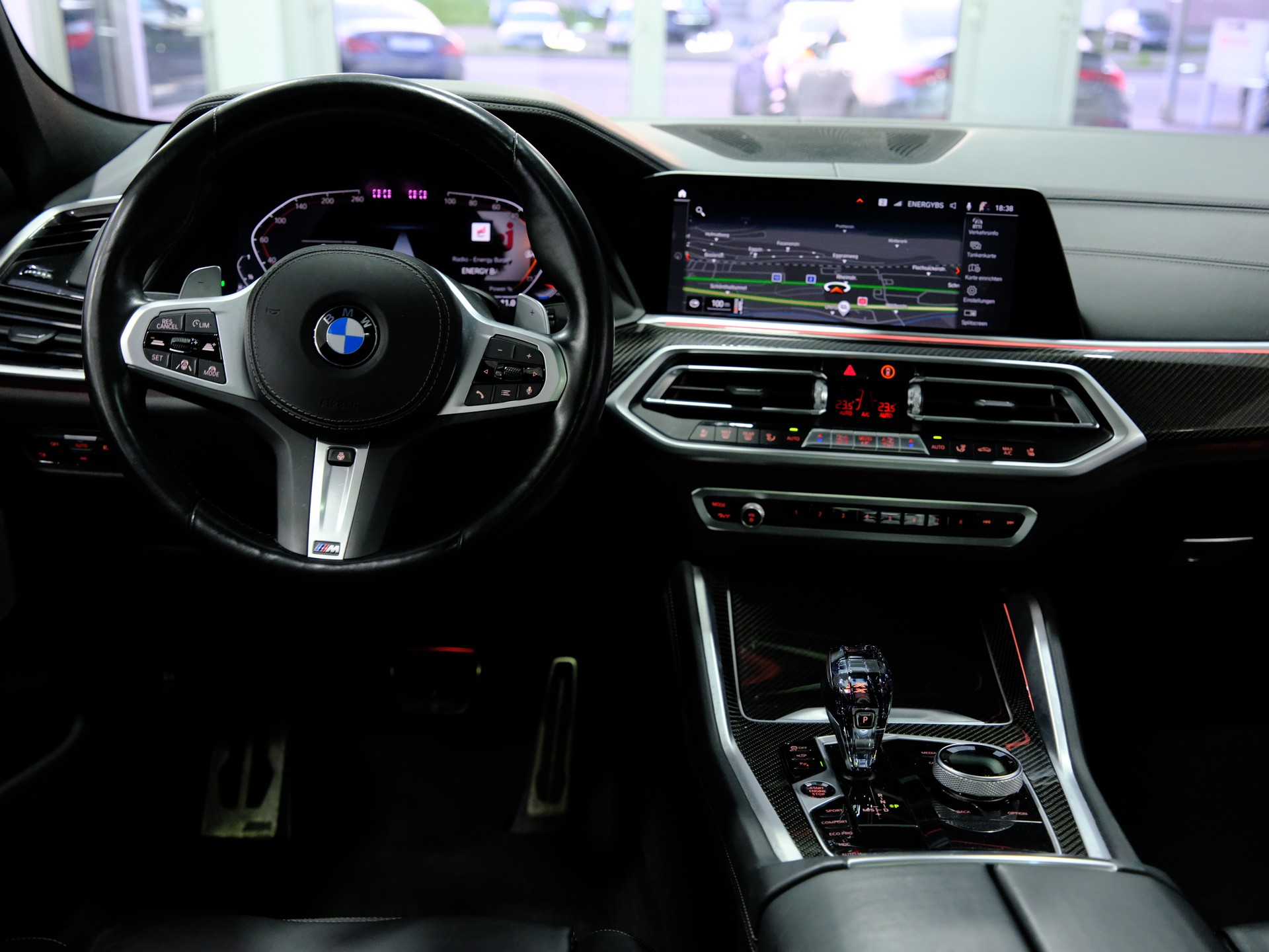 BMW X6 xDrive 48V 40d Steptronic M Sport-image-12