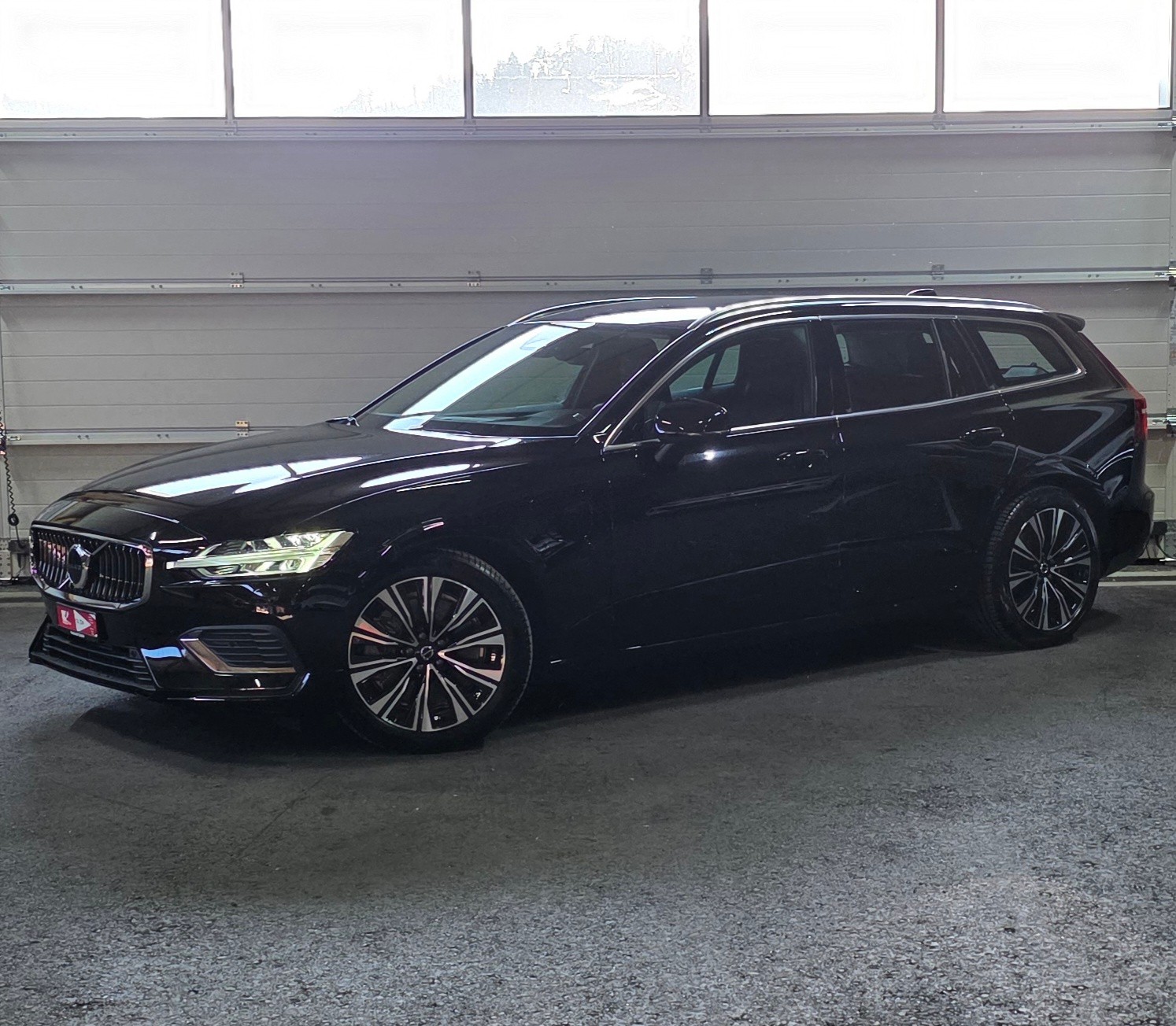 VOLVO V60 T6 eAWD Plug in Hybrid Plus Bright Geartronic *Lenkradheizung*ACC*