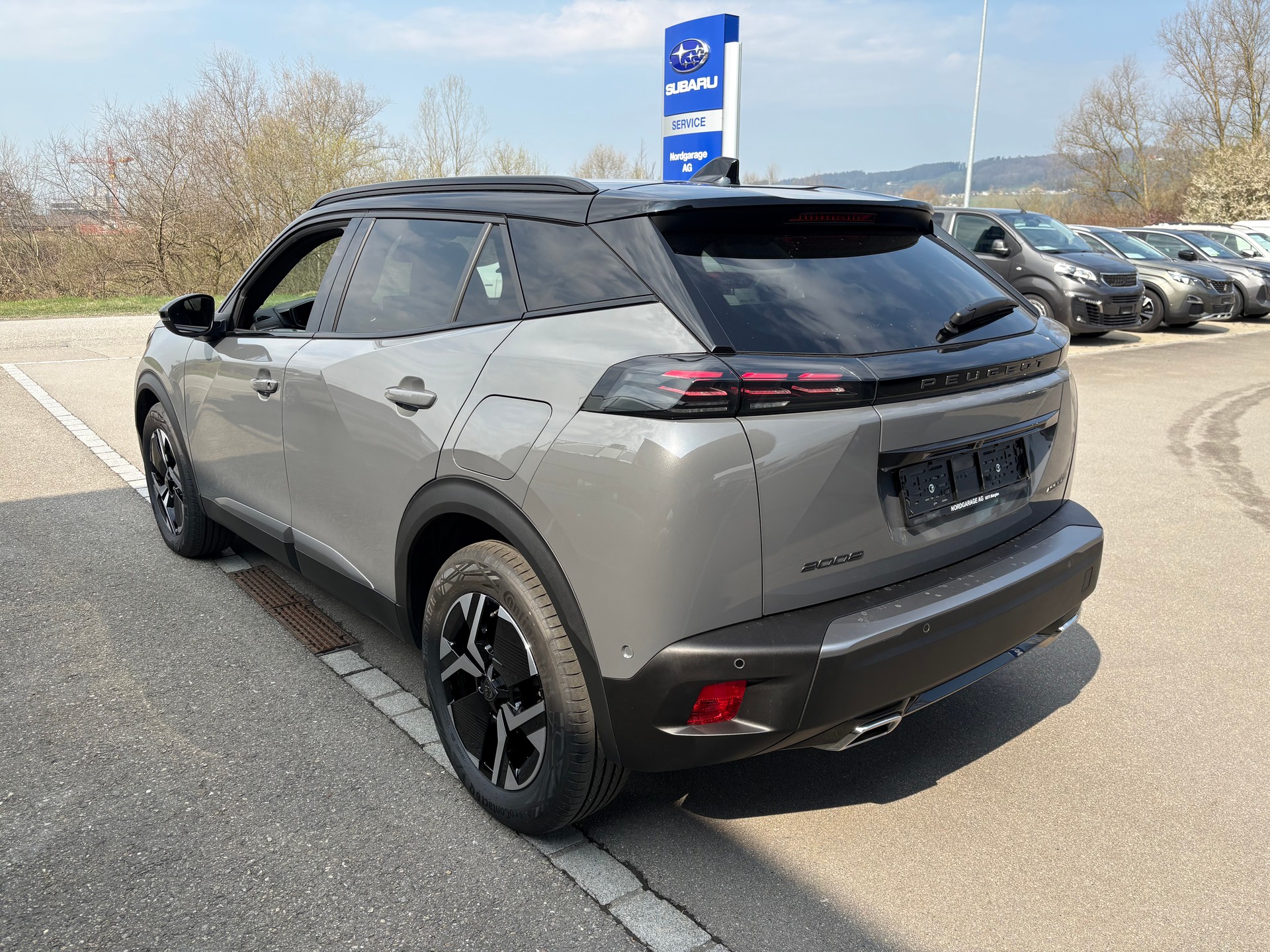 PEUGEOT 2008 1.2 Hybrid 145 GT-image-5